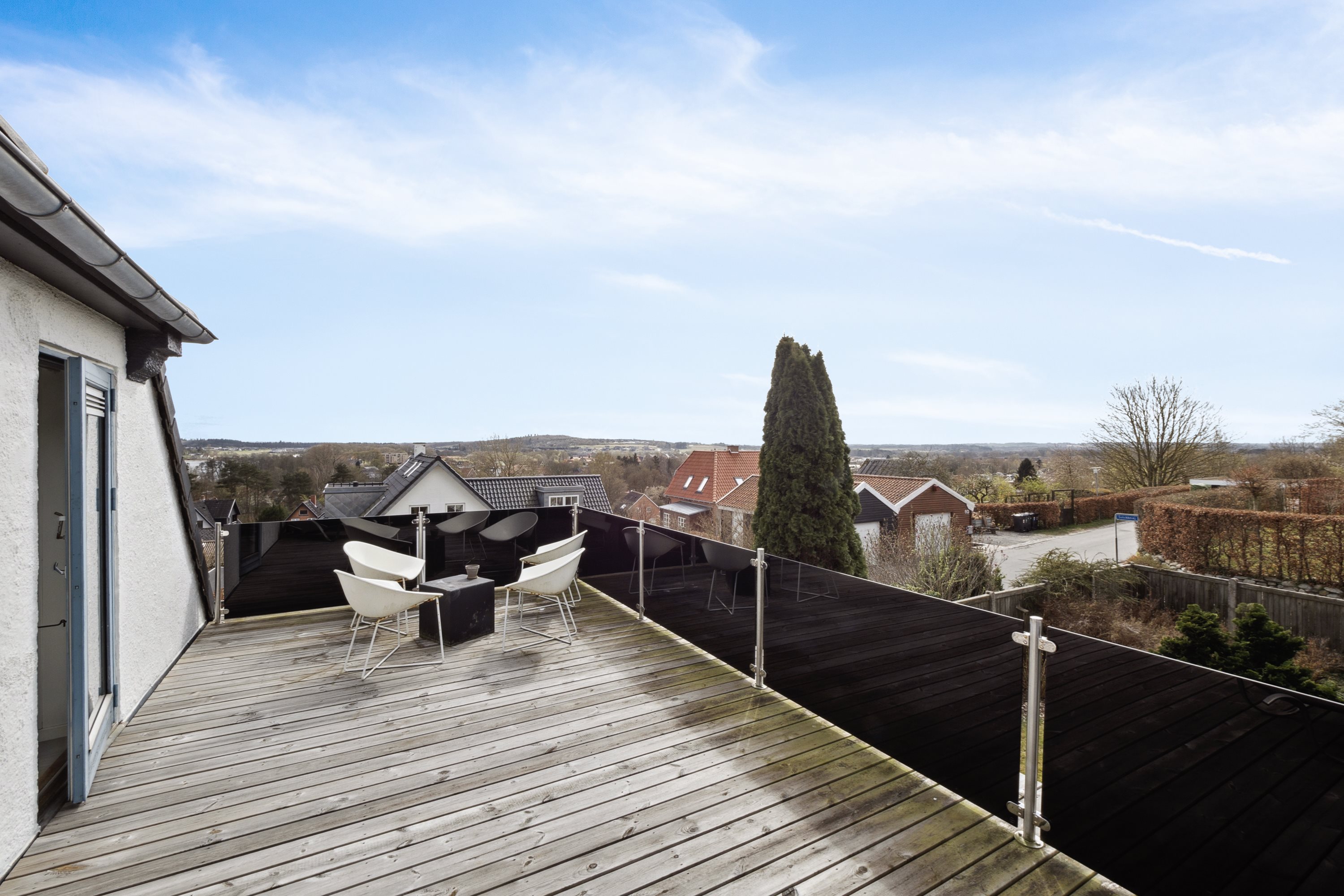 Fremhævet terrasse billede i fuldskærmstilstand. Billede af Gyvelvej 2, 8800 Viborg