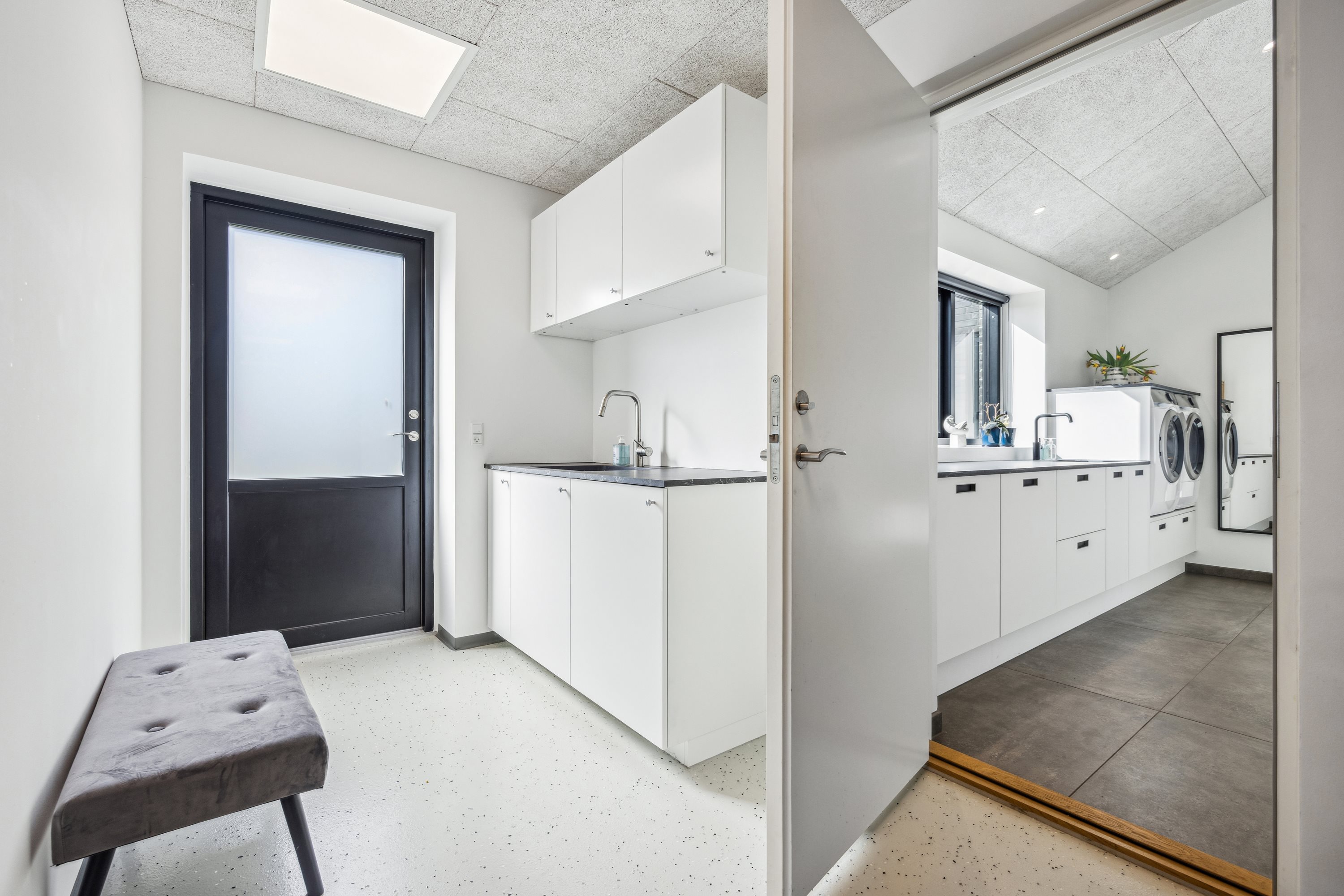 Fremhævet værelse billede i fuldskærmstilstand. Billede af Solhvervs Alle 5, 9440 Aabybro