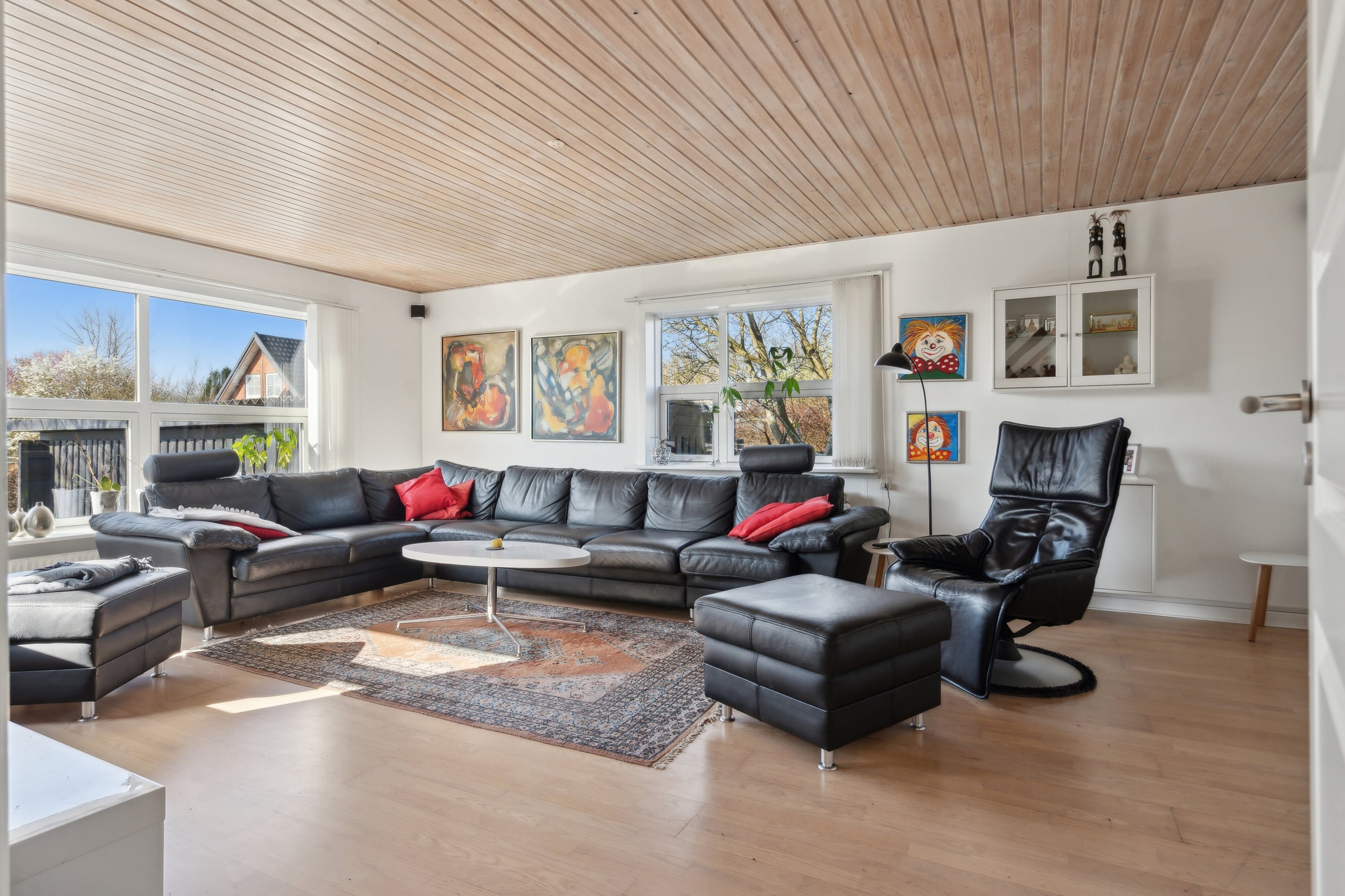 Fremhævet stue billede i fuldskærmstilstand. Billede af Ulvebakken 2, Brændstrup, 6630 Rødding