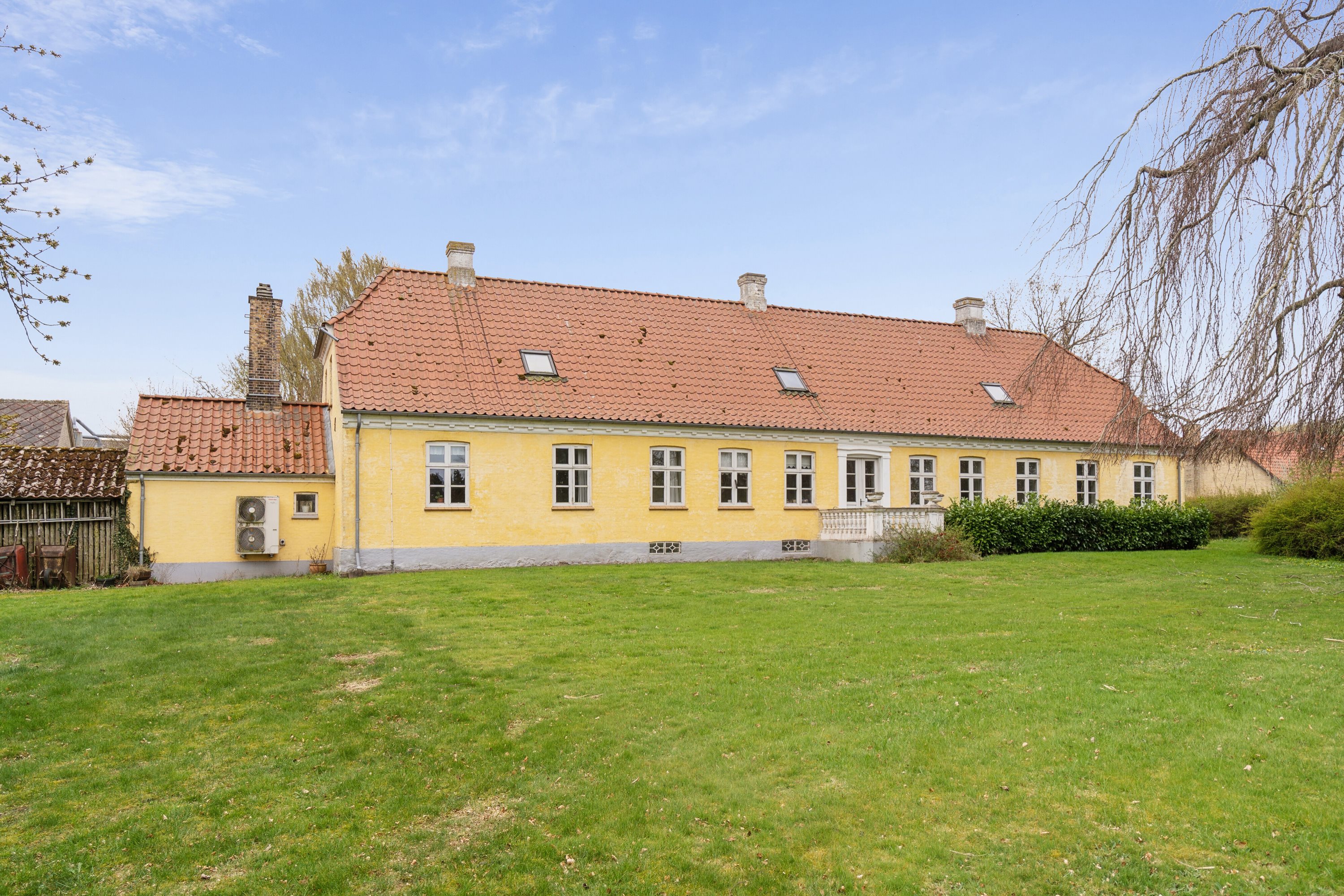 Fremhævet udendørs billede i fuldskærmstilstand. Billede af Udlodgyden 20, Davinde, 5220 Odense SØ