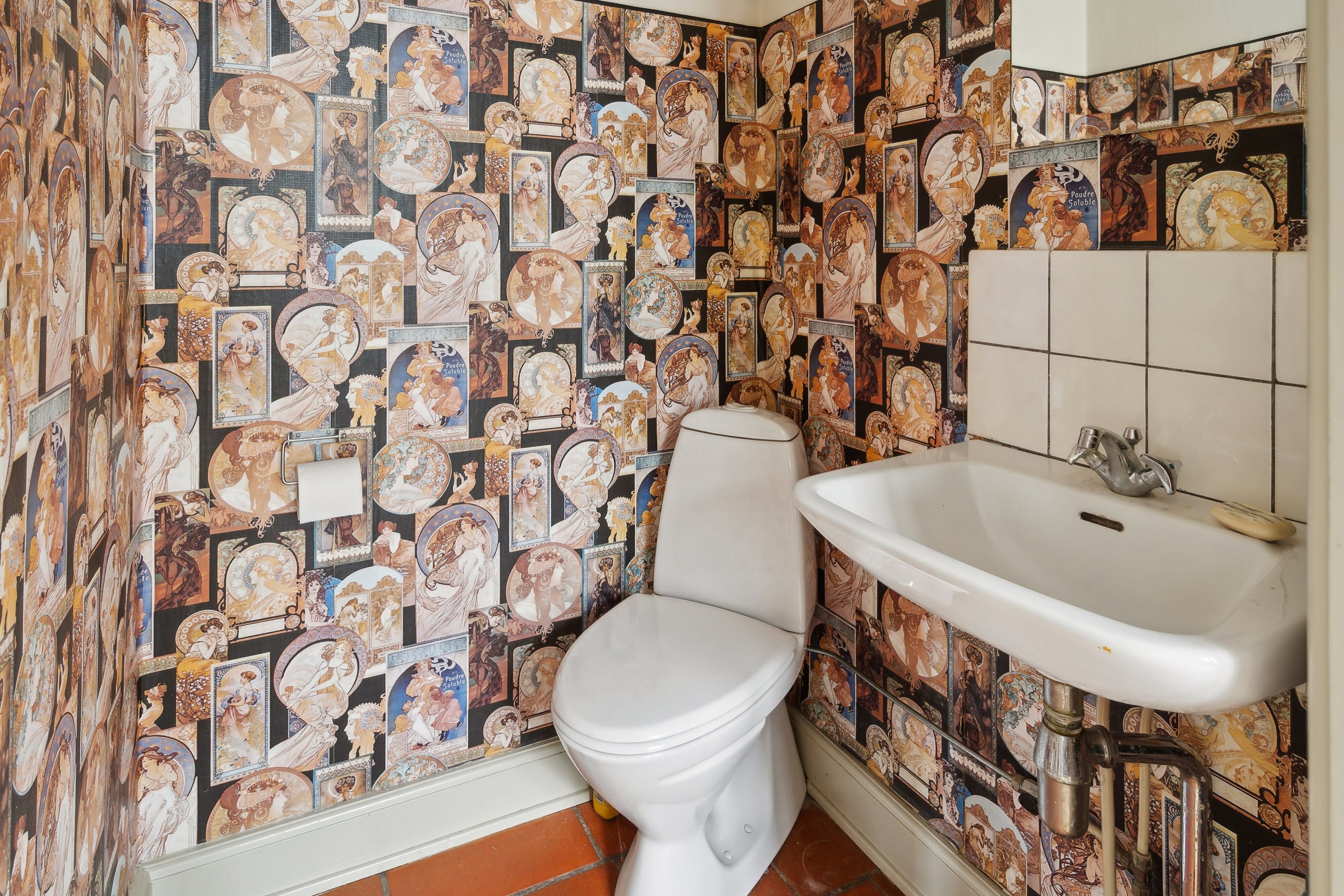 Fremhævet toilet billede i fuldskærmstilstand. Billede af Udlodgyden 20, Davinde, 5220 Odense SØ