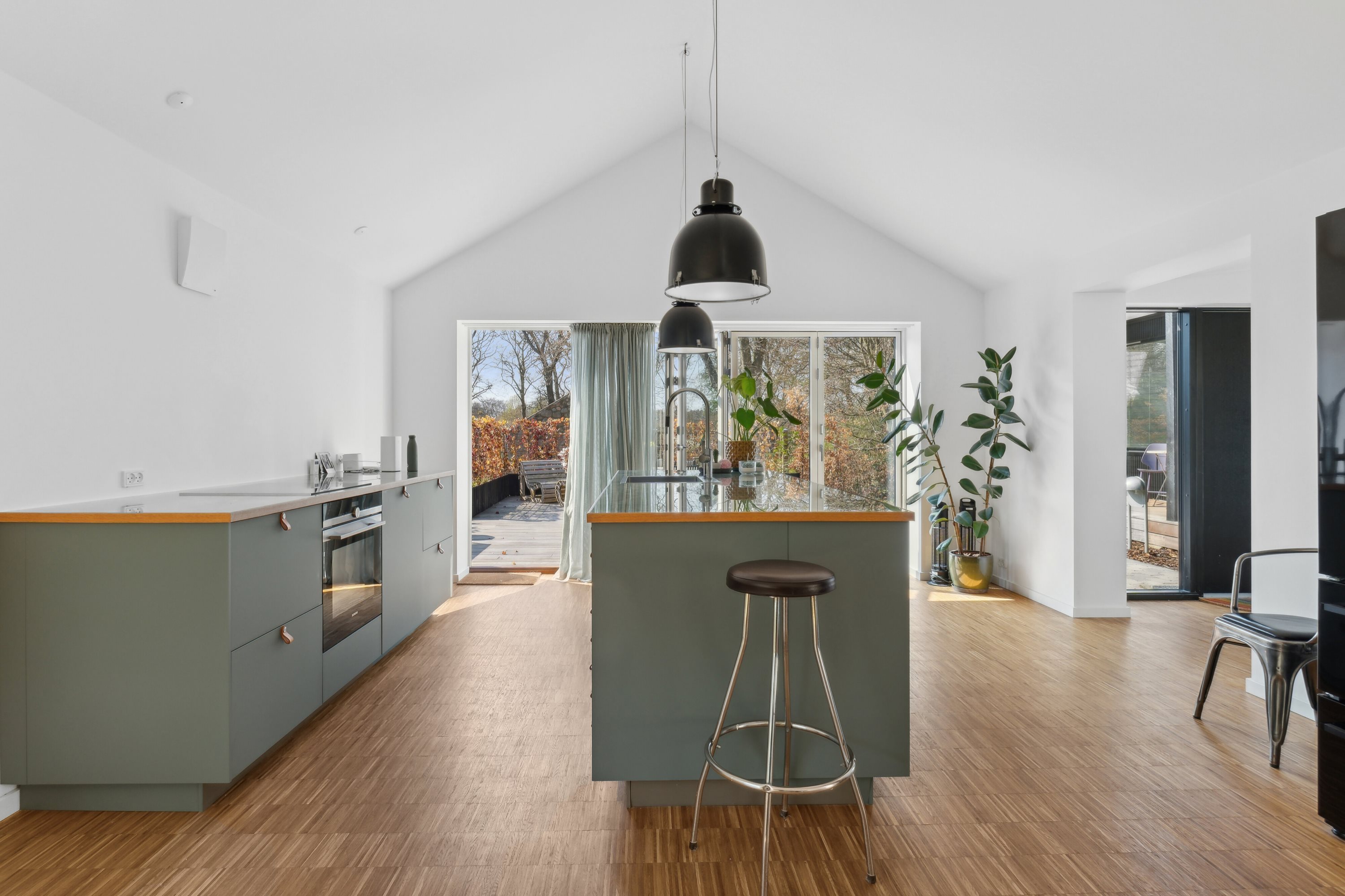 Fremhævet køkken billede i fuldskærmstilstand. Billede af Borrekrattet 4, 2800 Kongens Lyngby