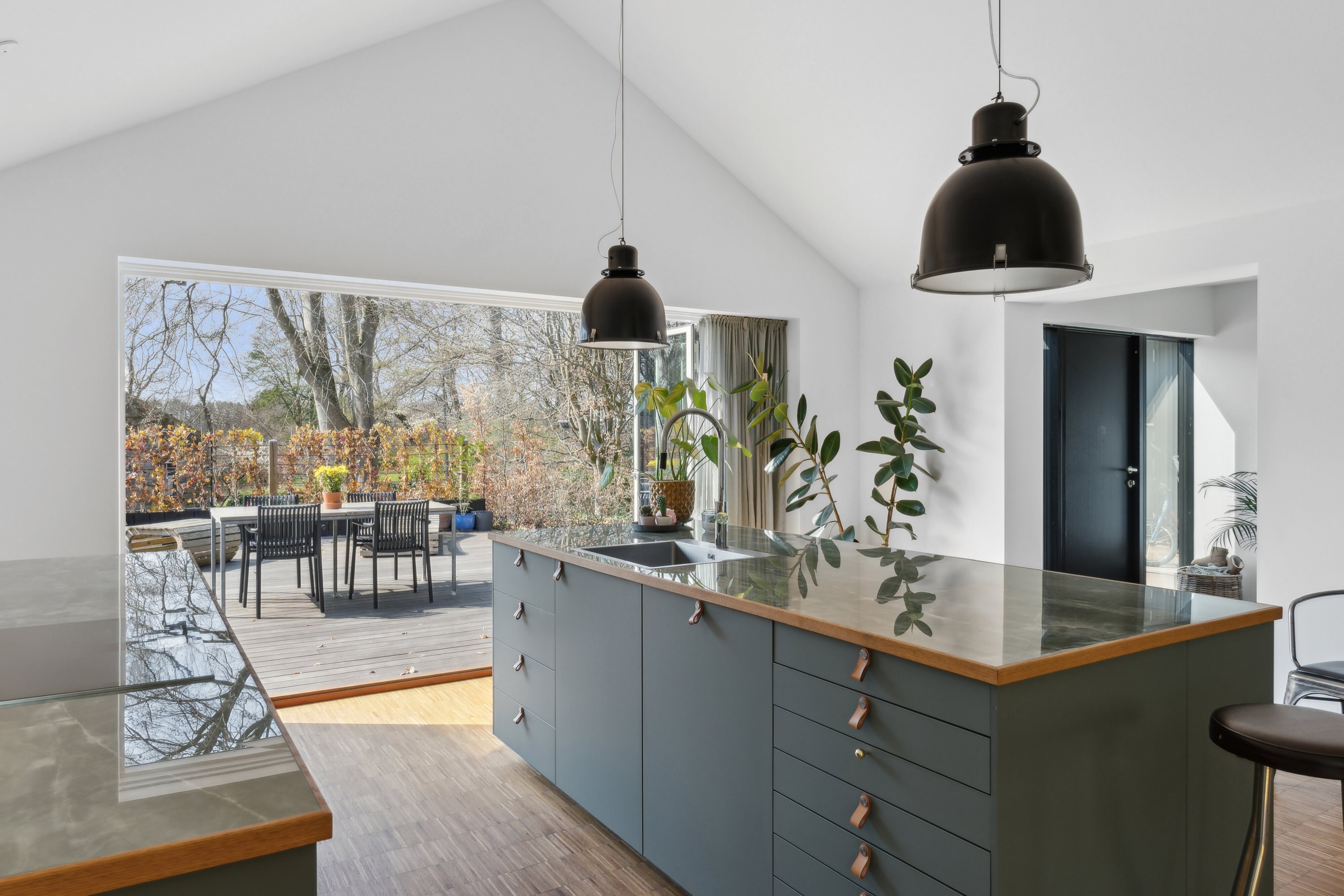 Fremhævet køkken billede i fuldskærmstilstand. Billede af Borrekrattet 4, 2800 Kongens Lyngby