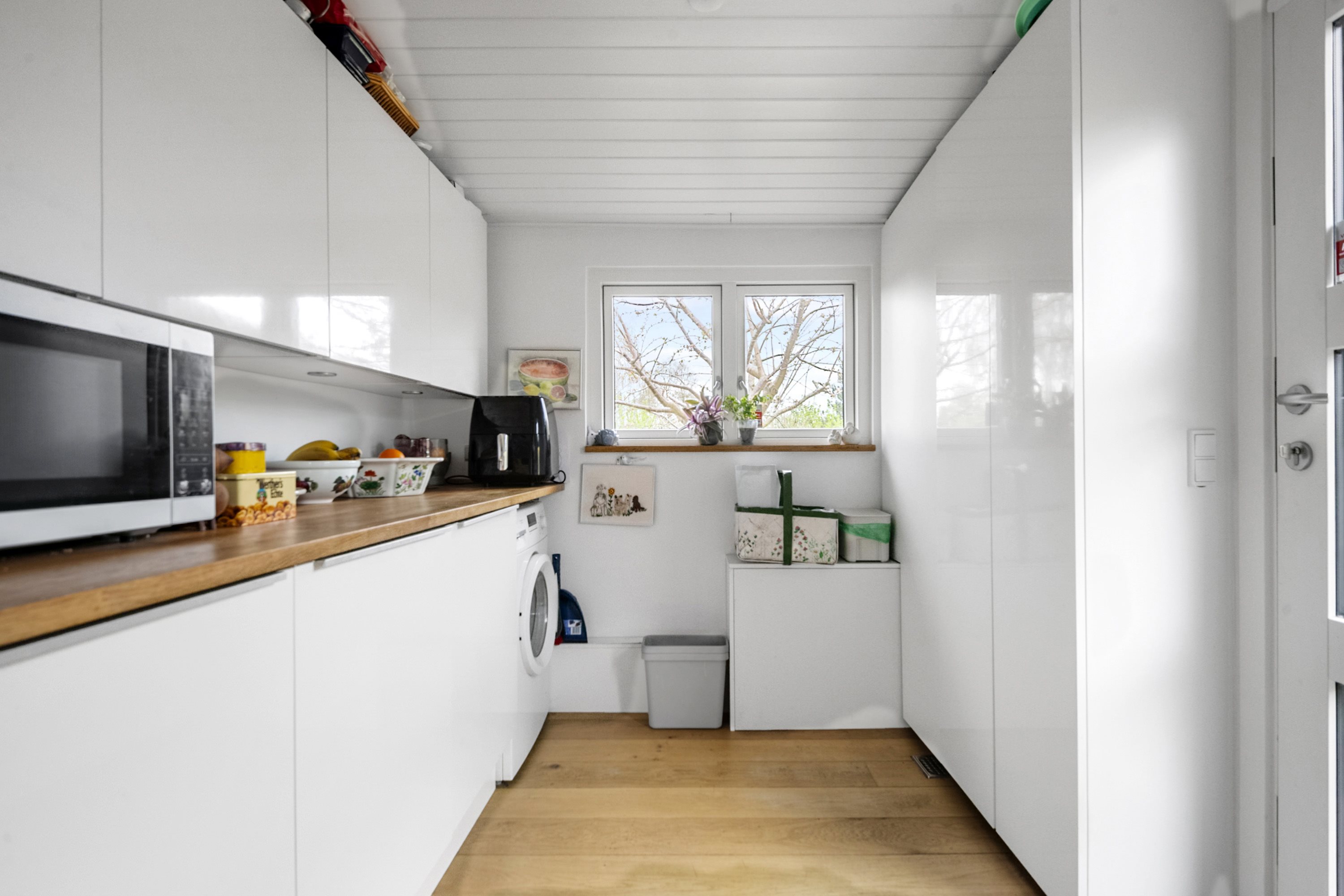 Fremhævet køkken billede i fuldskærmstilstand. Billede af Skolevænget 2, Hou, 8300 Odder