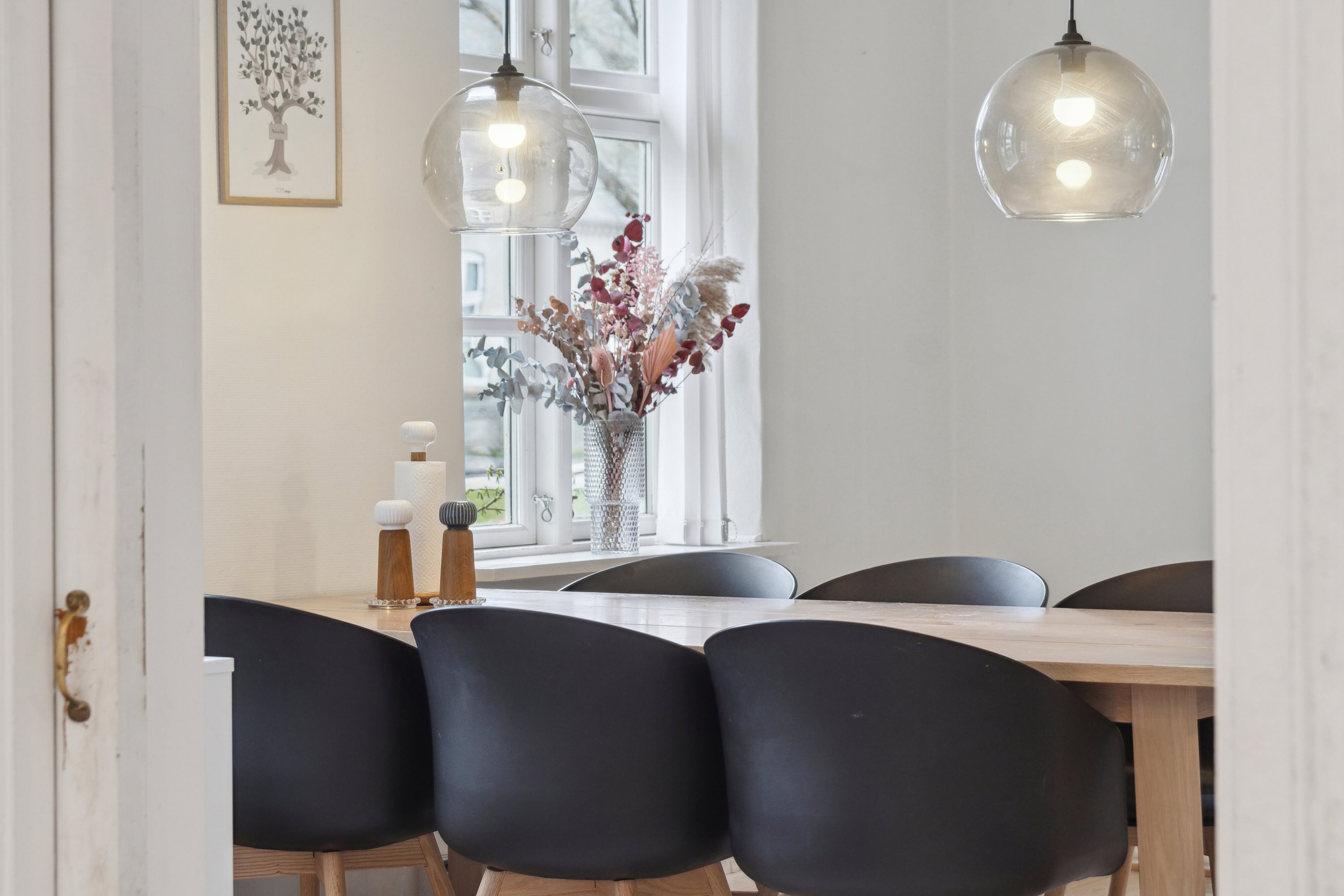 Fremhævet spisestue billede i fuldskærmstilstand. Billede af Roskildevej 301, Kongstrup, 4390 Vipperød