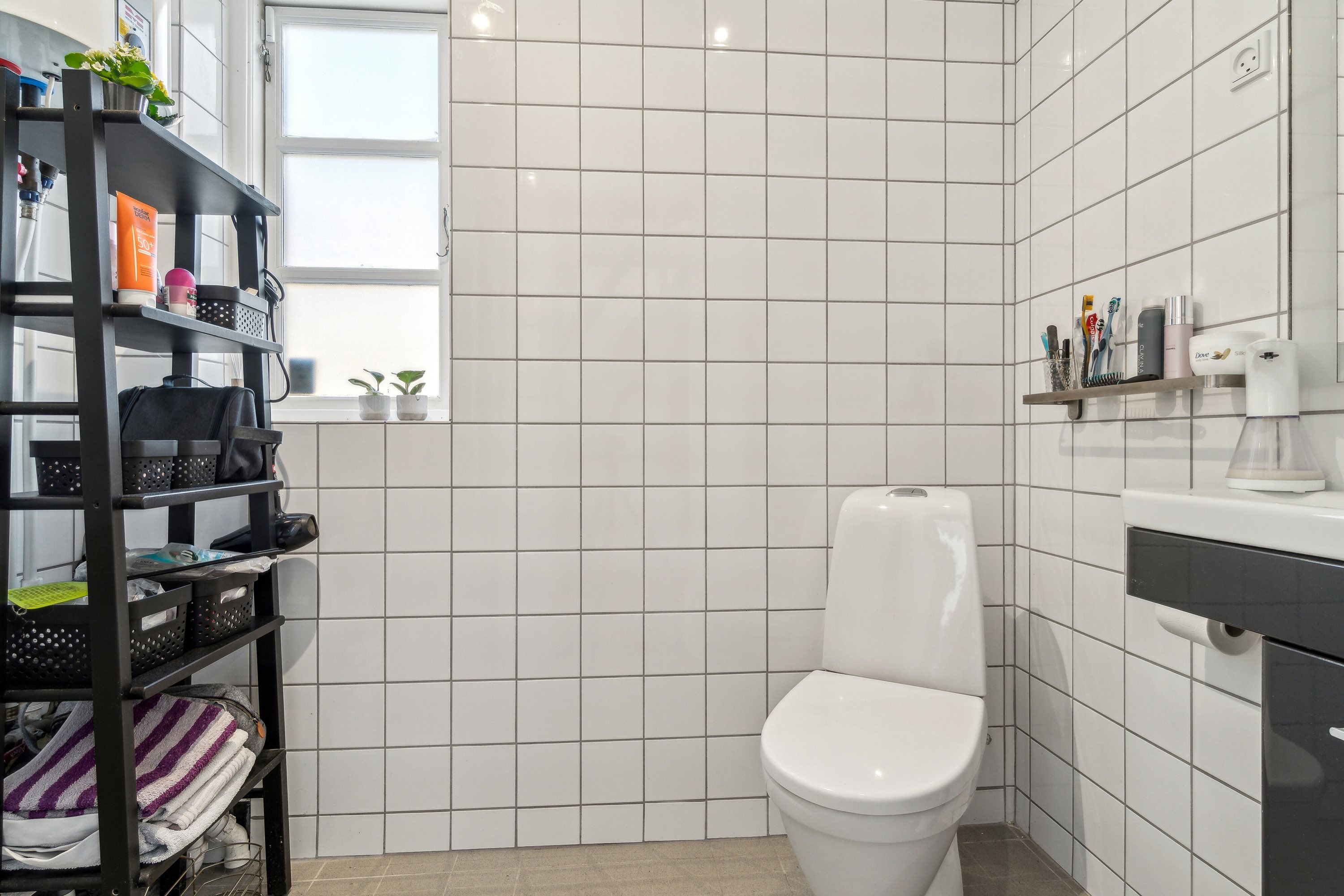 Fremhævet badeværelse billede i fuldskærmstilstand. Billede af Roskildevej 301, Kongstrup, 4390 Vipperød