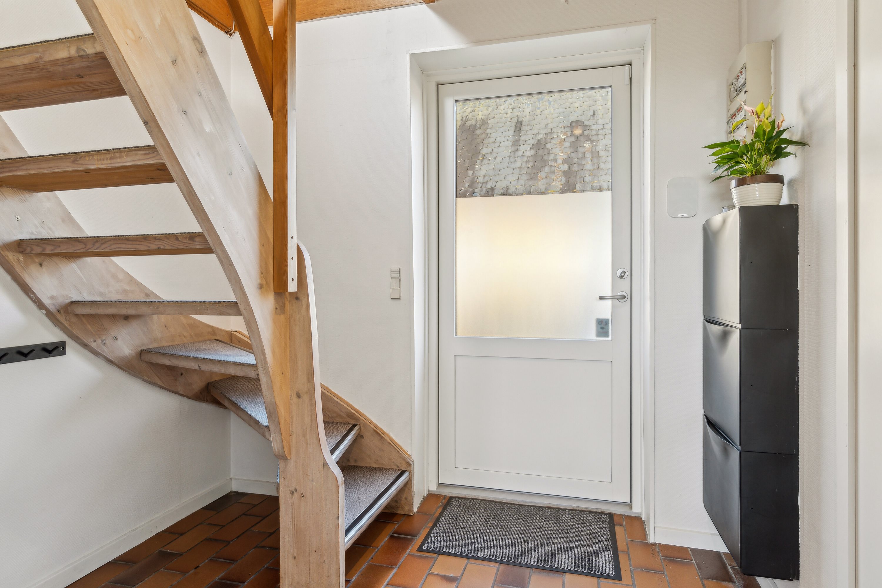 Fremhævet trappe billede i fuldskærmstilstand. Billede af Roskildevej 301, Kongstrup, 4390 Vipperød