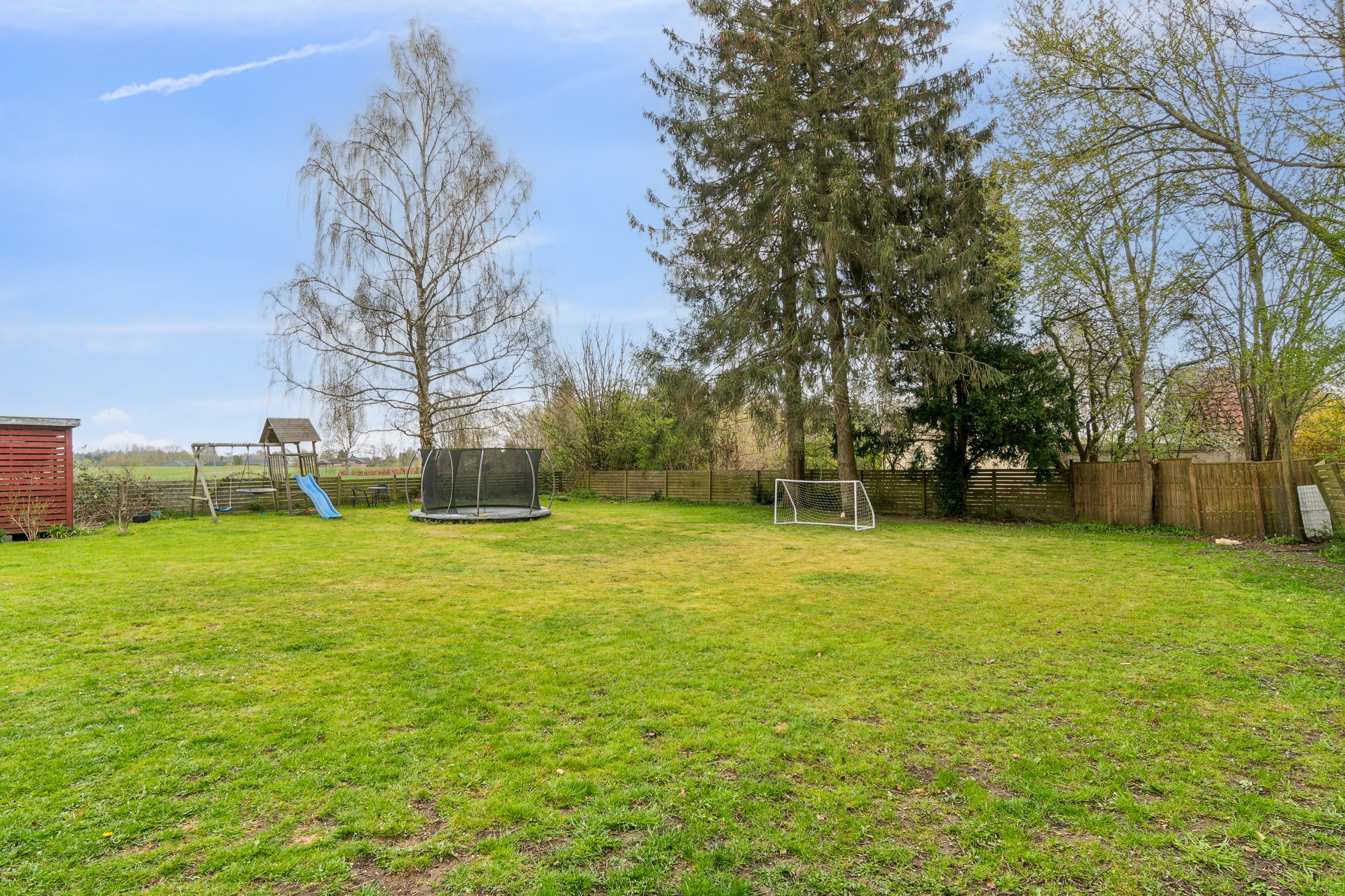 Fremhævet set fra haven billede i fuldskærmstilstand. Billede af Roskildevej 301, Kongstrup, 4390 Vipperød