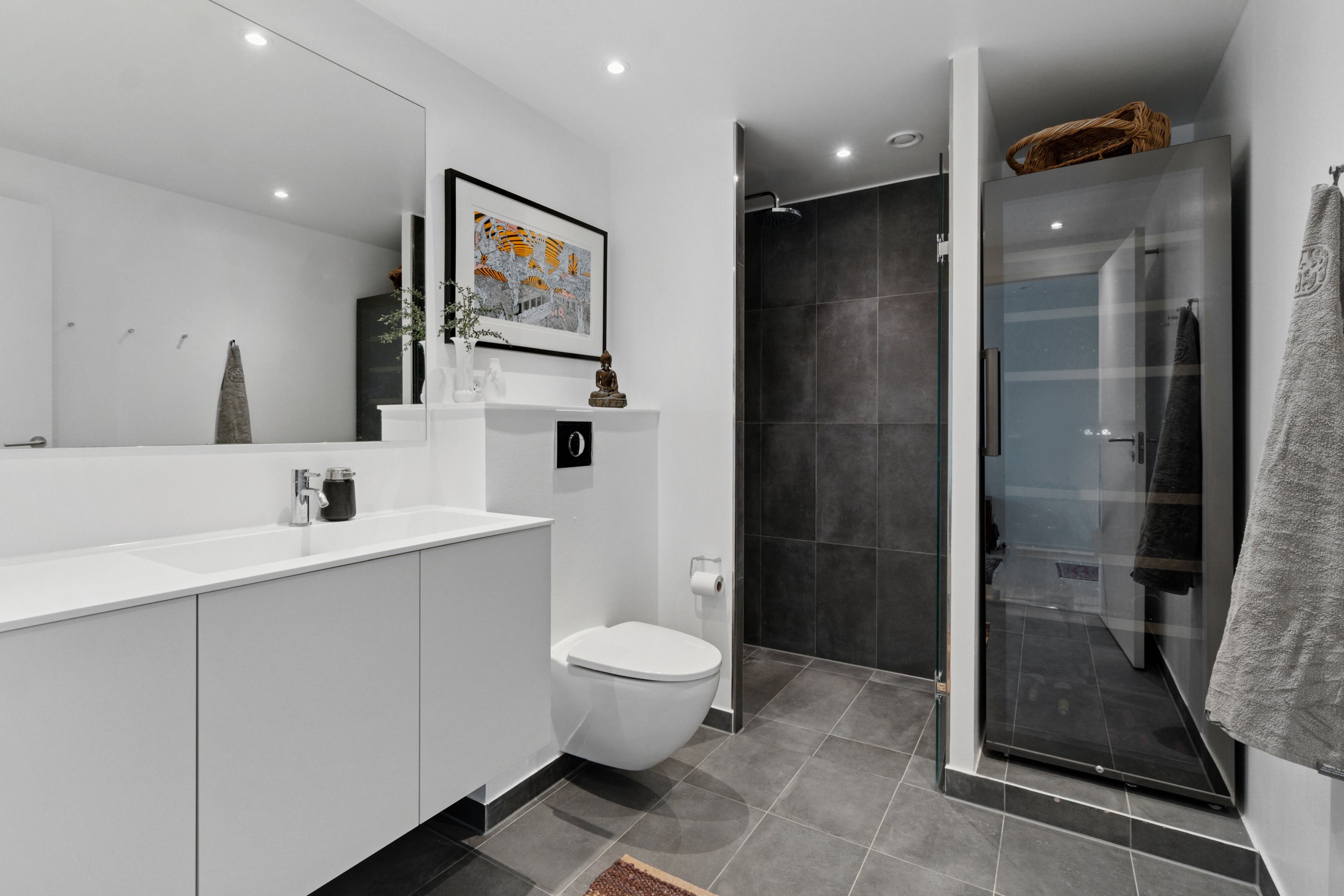 Fremhævet badeværelse billede i fuldskærmstilstand. Billede af Islands Brygge 76, 8. 4., 2300 København S