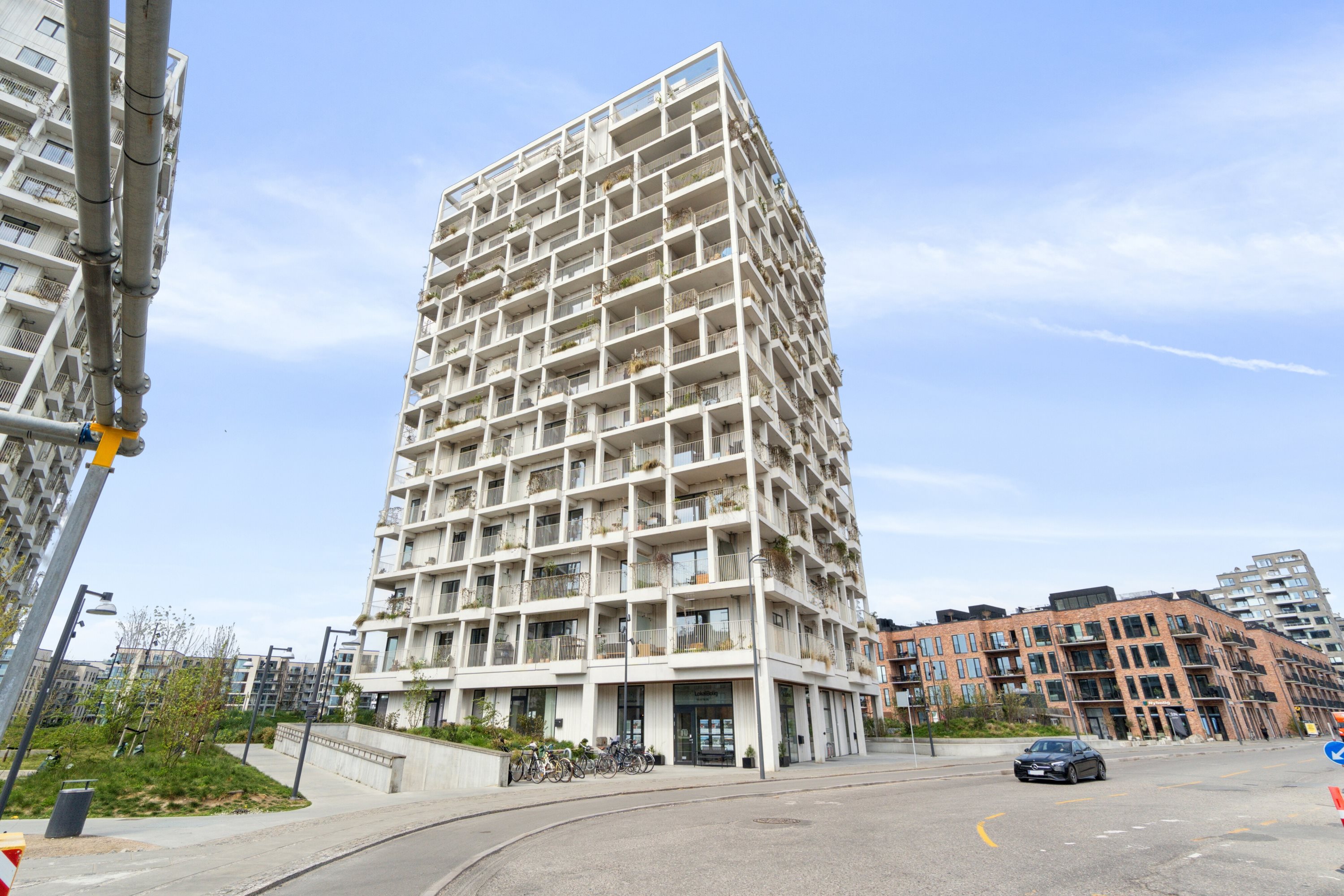 Fremhævet set fra vejen billede i fuldskærmstilstand. Billede af Islands Brygge 76, 8. 4., 2300 København S