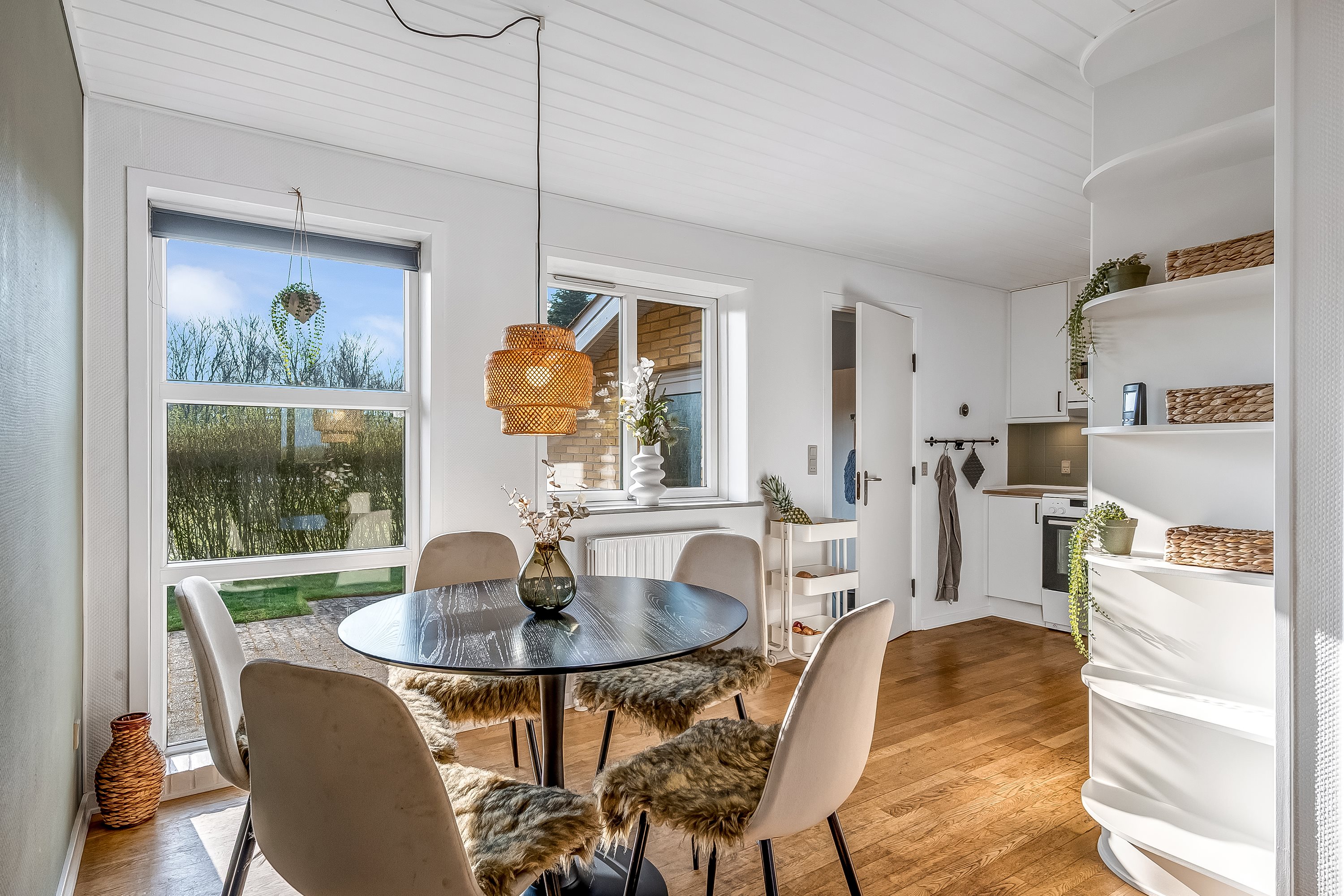 Fremhævet spiseplads billede i fuldskærmstilstand. Billede af Dyssevænget 32, Sædding, 6900 Skjern