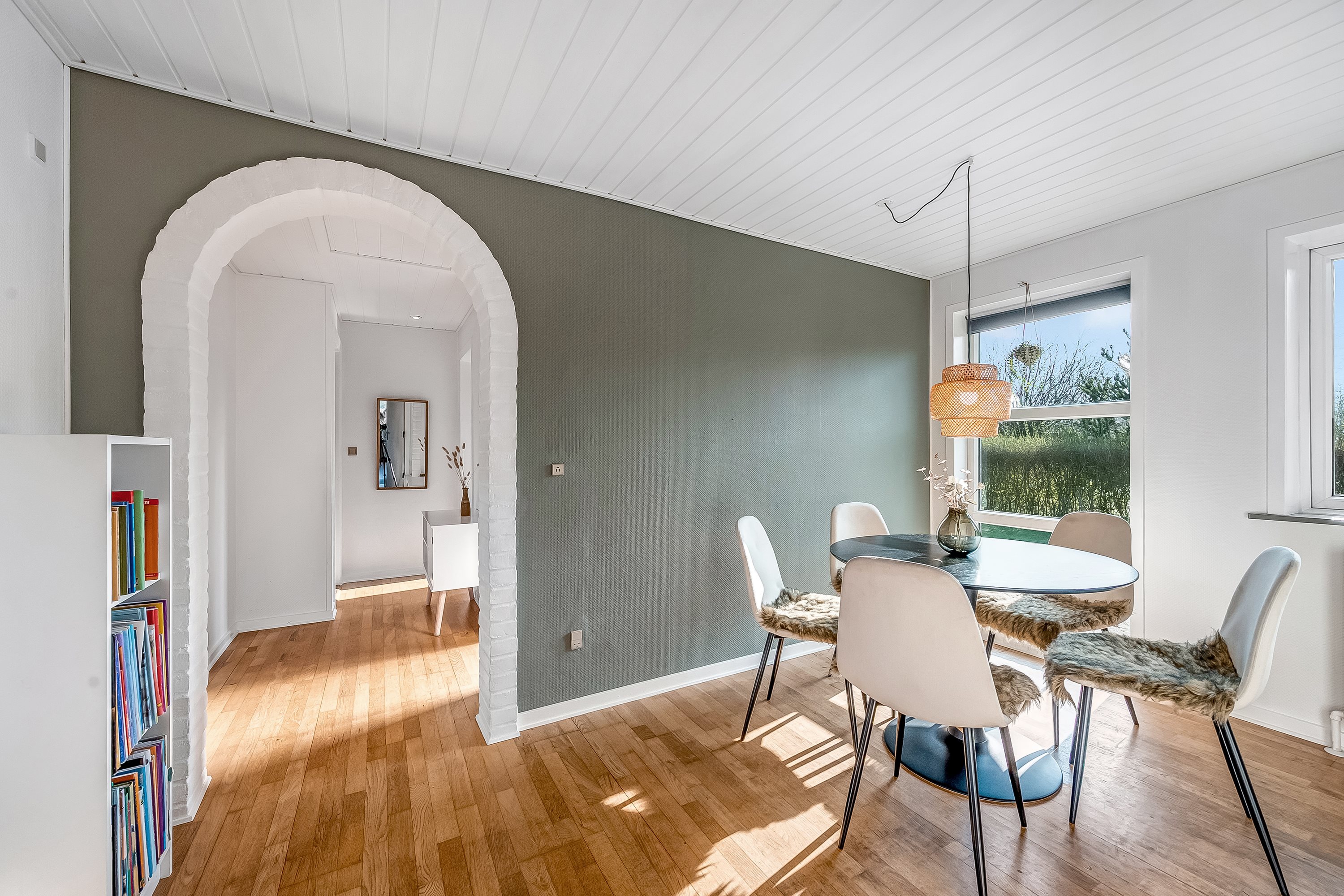 Fremhævet spiseplads billede i fuldskærmstilstand. Billede af Dyssevænget 32, Sædding, 6900 Skjern