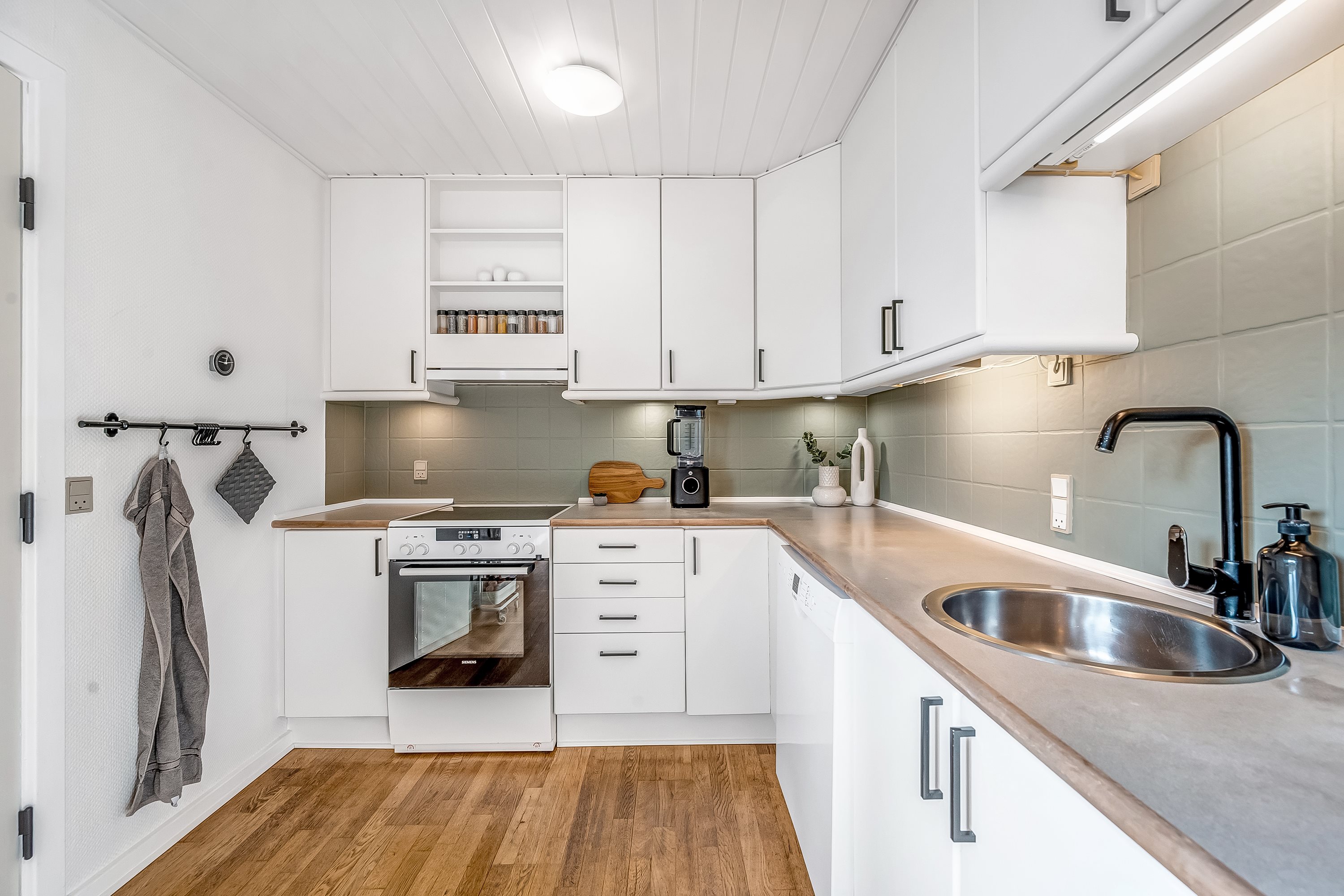 Miniaturebillede 2: køkken. Billede af Dyssevænget 32, Sædding, 6900 Skjern