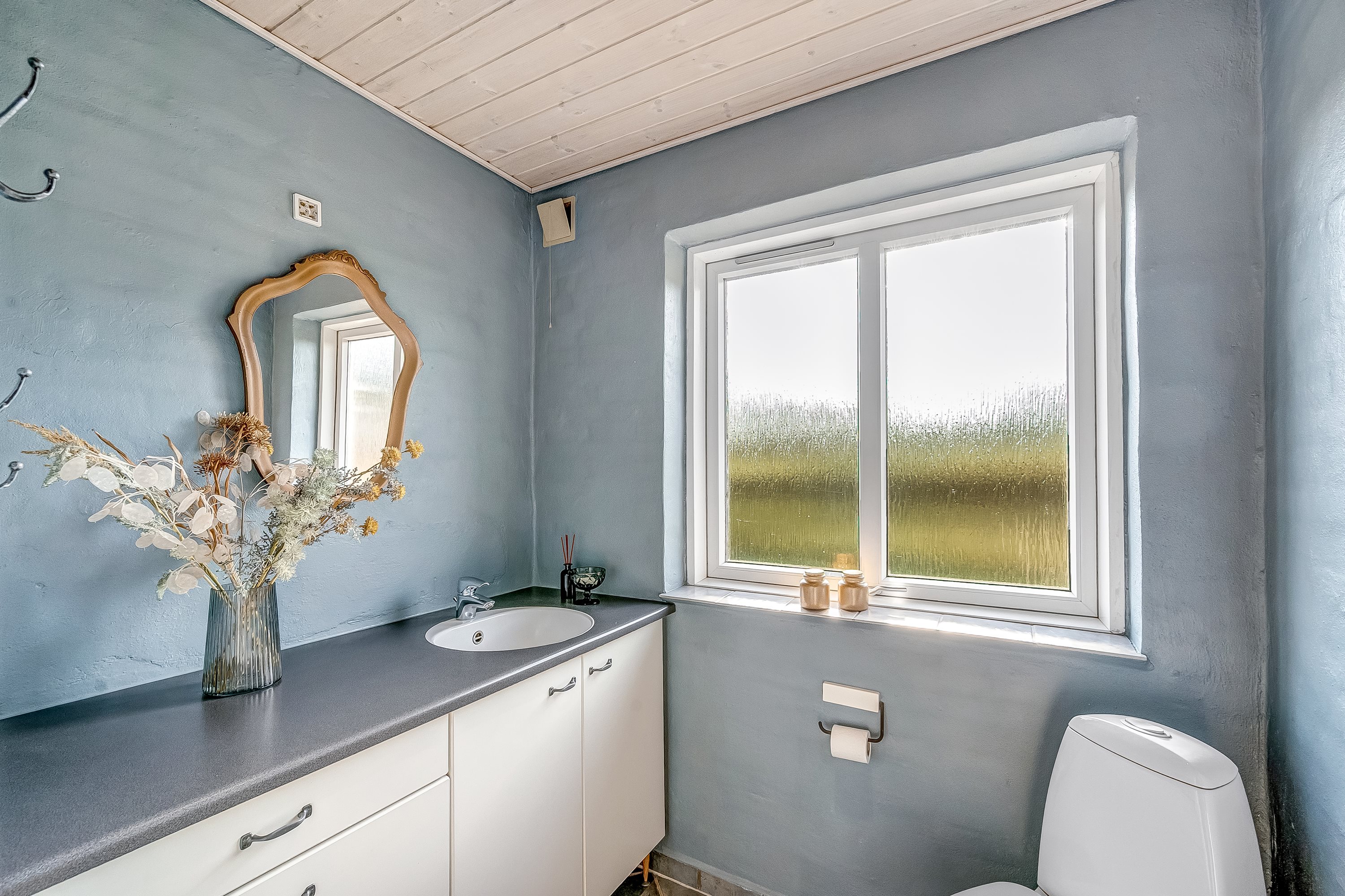 Fremhævet badeværelse billede i fuldskærmstilstand. Billede af Dyssevænget 32, Sædding, 6900 Skjern