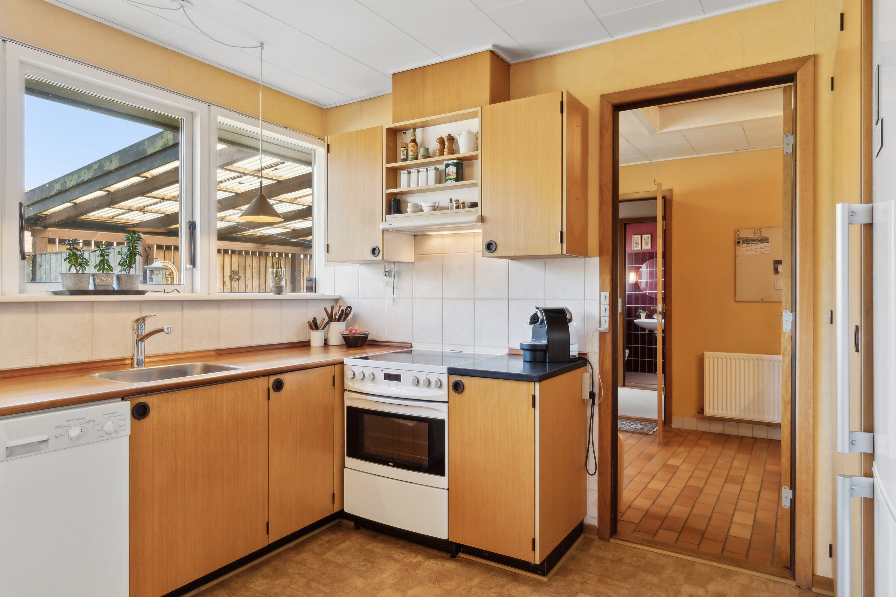 Fremhævet køkken billede i fuldskærmstilstand. Billede af Gildringeparken 38, 4690 Haslev