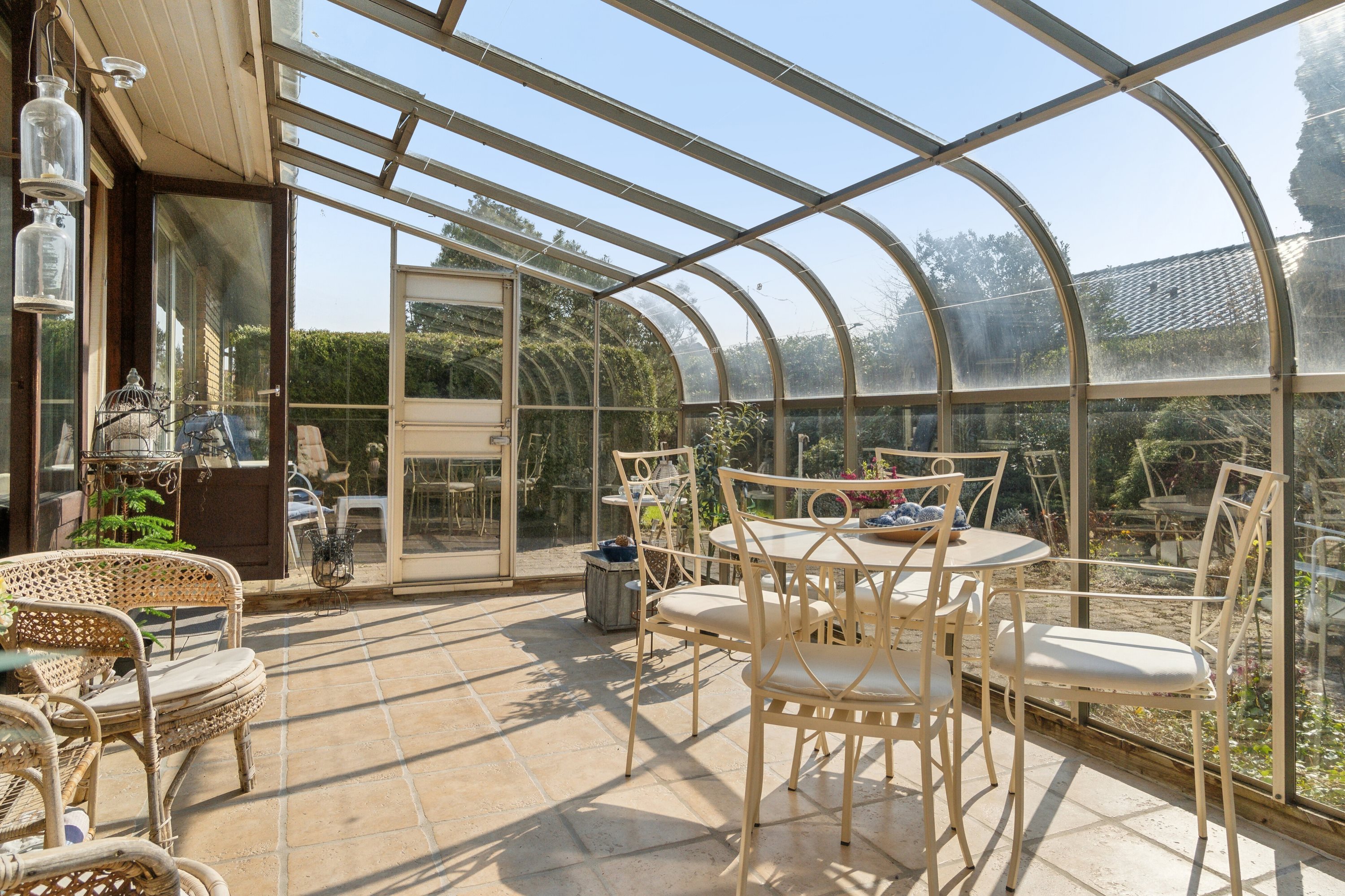 Fremhævet udestue billede i fuldskærmstilstand. Billede af Gildringeparken 38, 4690 Haslev