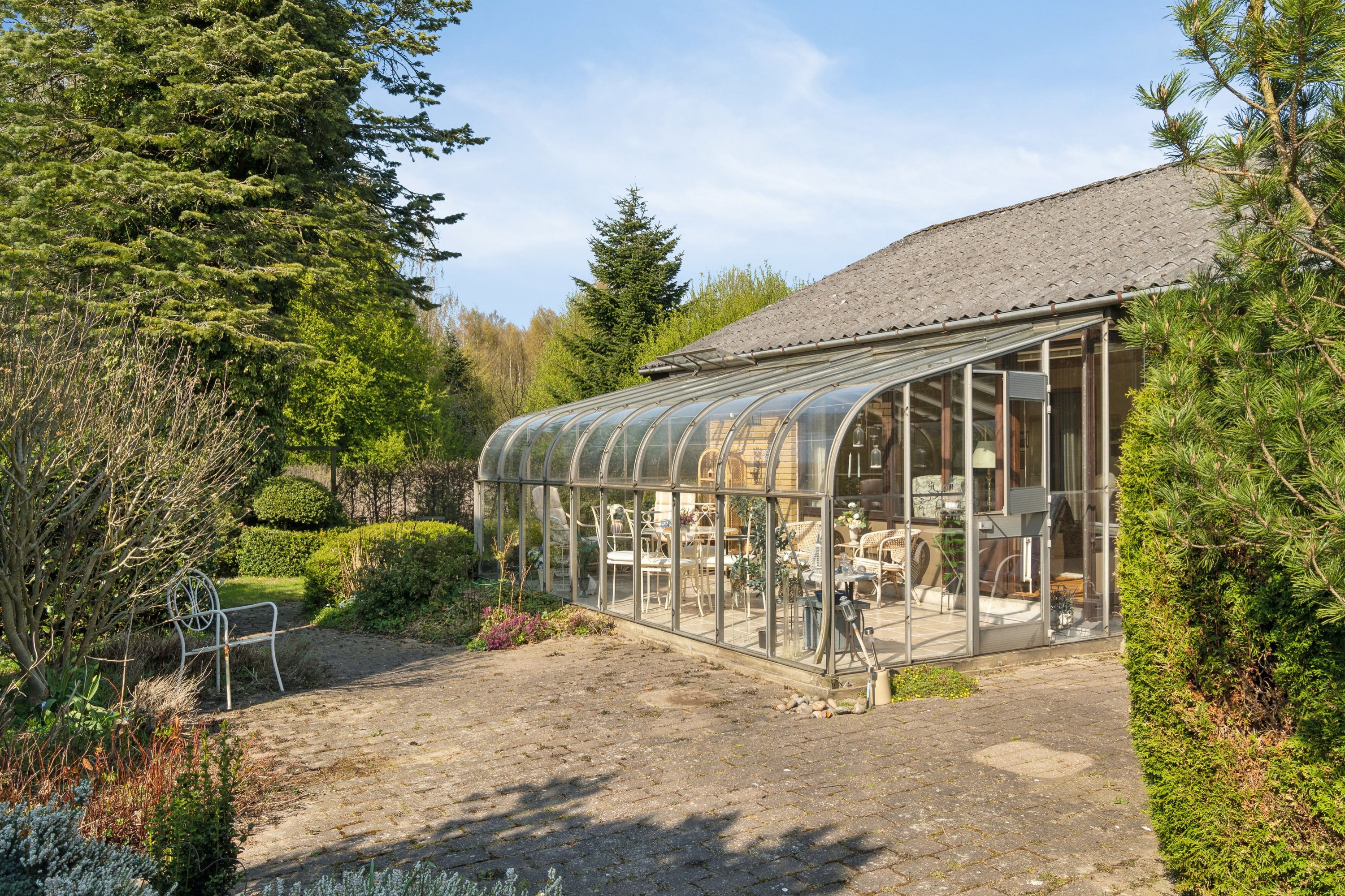 Fremhævet set fra haven billede i fuldskærmstilstand. Billede af Gildringeparken 38, 4690 Haslev