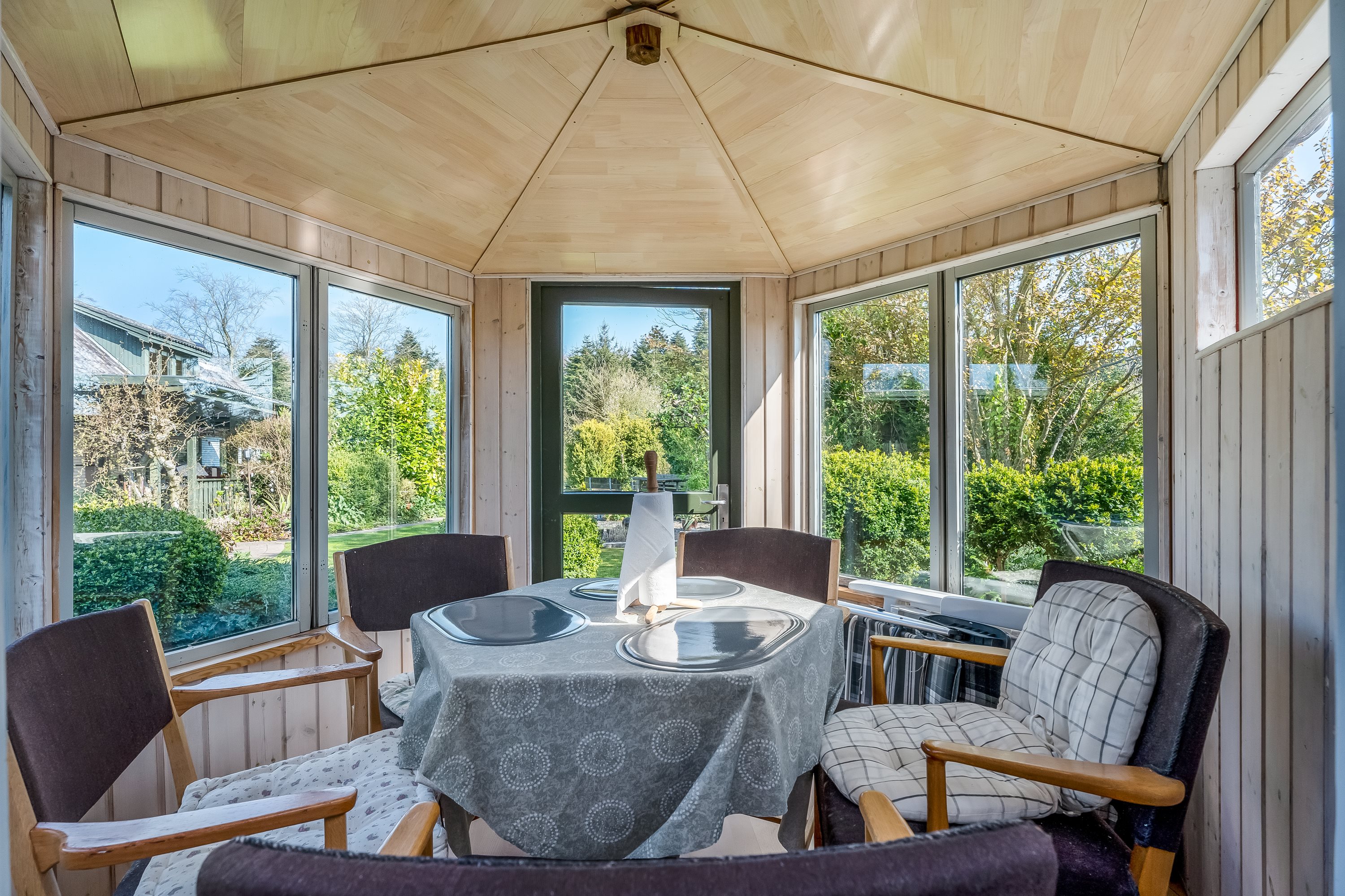 Fremhævet stue billede i fuldskærmstilstand. Billede af Blansmosevej 9, 4952 Stokkemarke