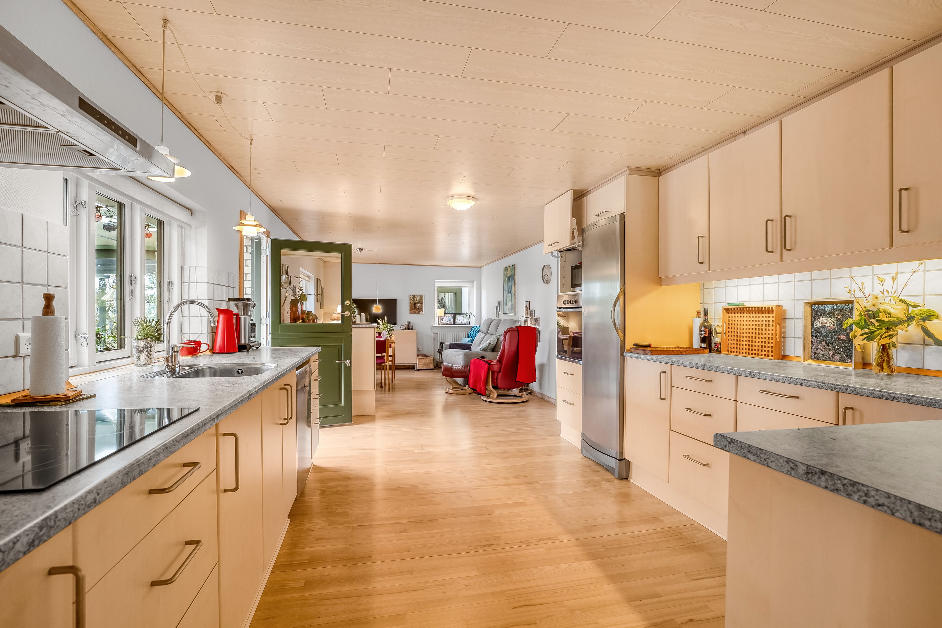 Fremhævet køkken billede i fuldskærmstilstand. Billede af Blansmosevej 9, 4952 Stokkemarke