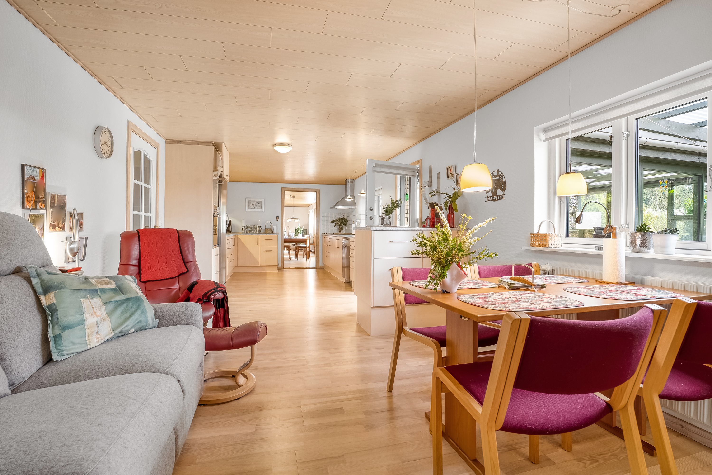 Fremhævet stue billede i fuldskærmstilstand. Billede af Blansmosevej 9, 4952 Stokkemarke