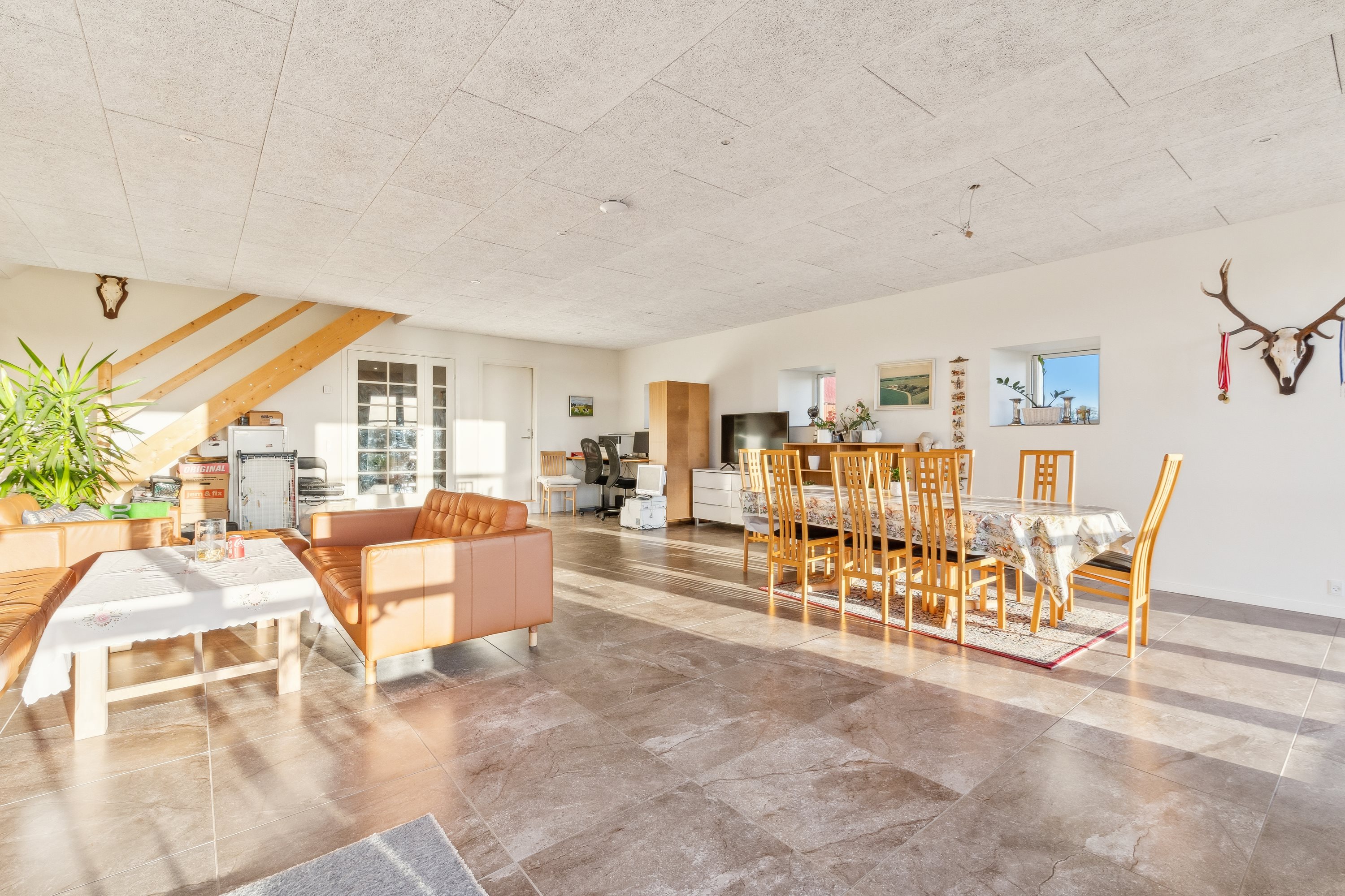 Miniaturebillede 2: stue. Billede af Korreborgvej 53, Vejrum, 8830 Tjele