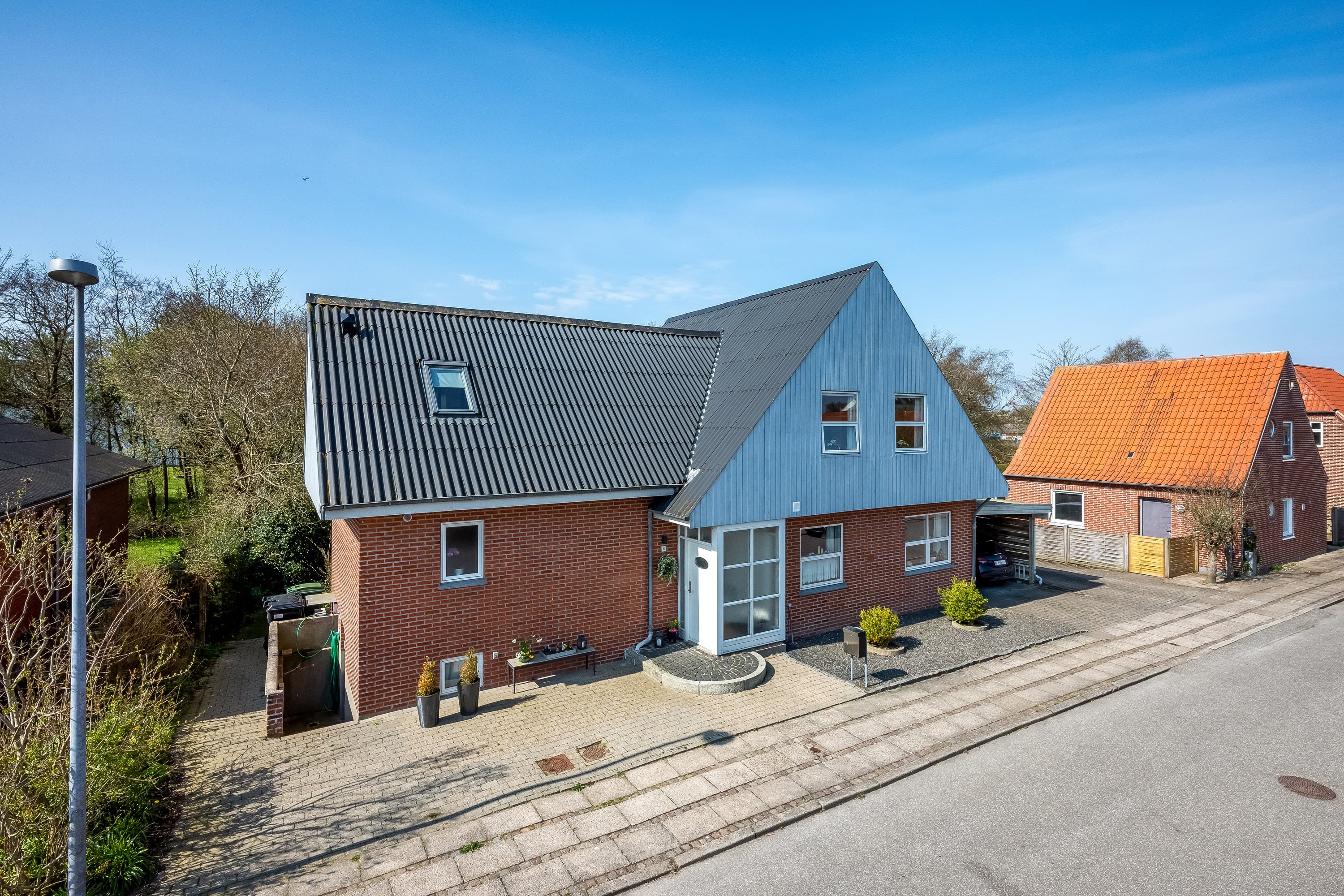 Fremhævet ejendommen billede i fuldskærmstilstand. Billede af Rolighedsvej 8, 7620 Lemvig