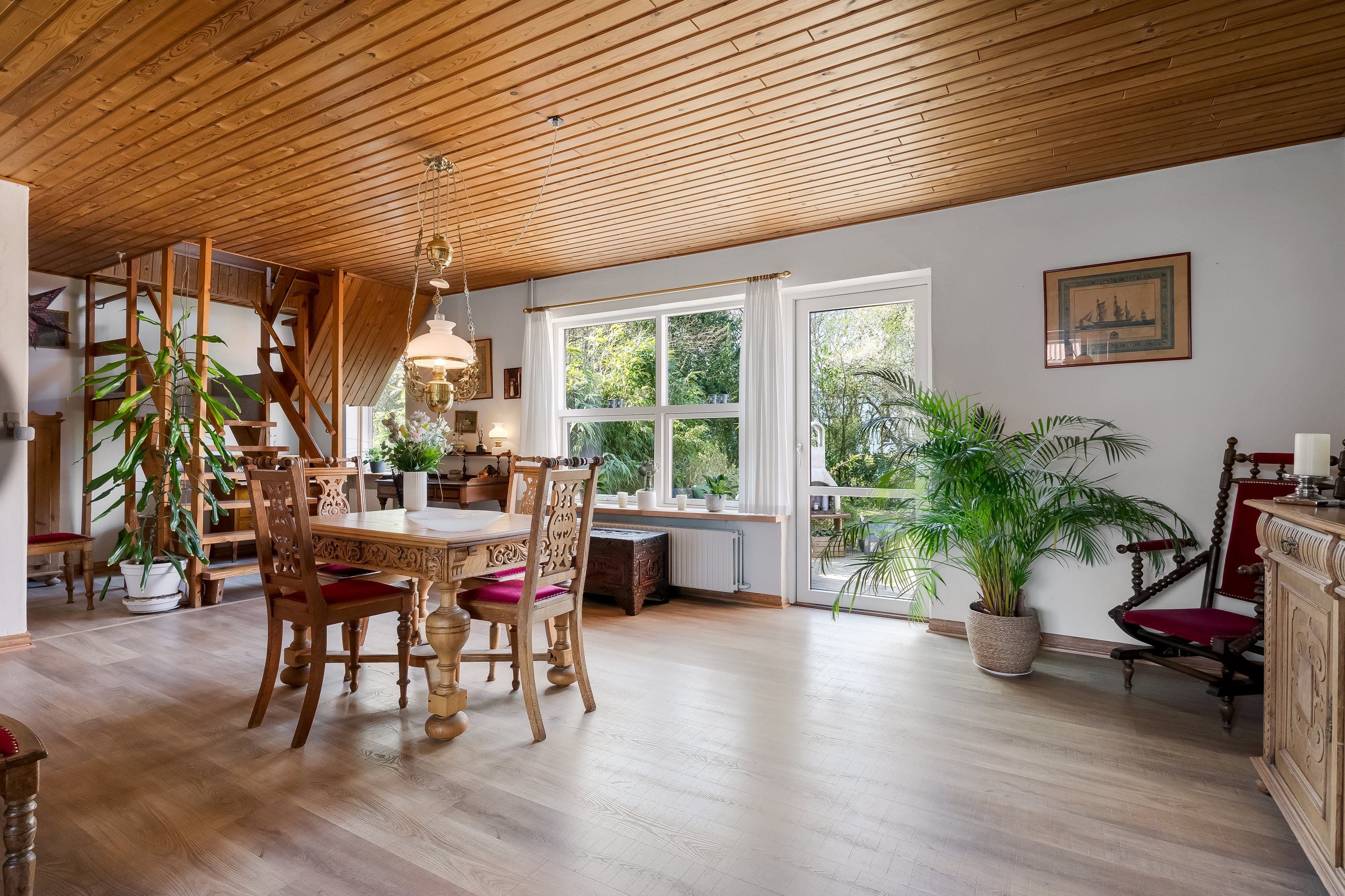 Fremhævet stue billede i fuldskærmstilstand. Billede af Rolighedsvej 8, 7620 Lemvig