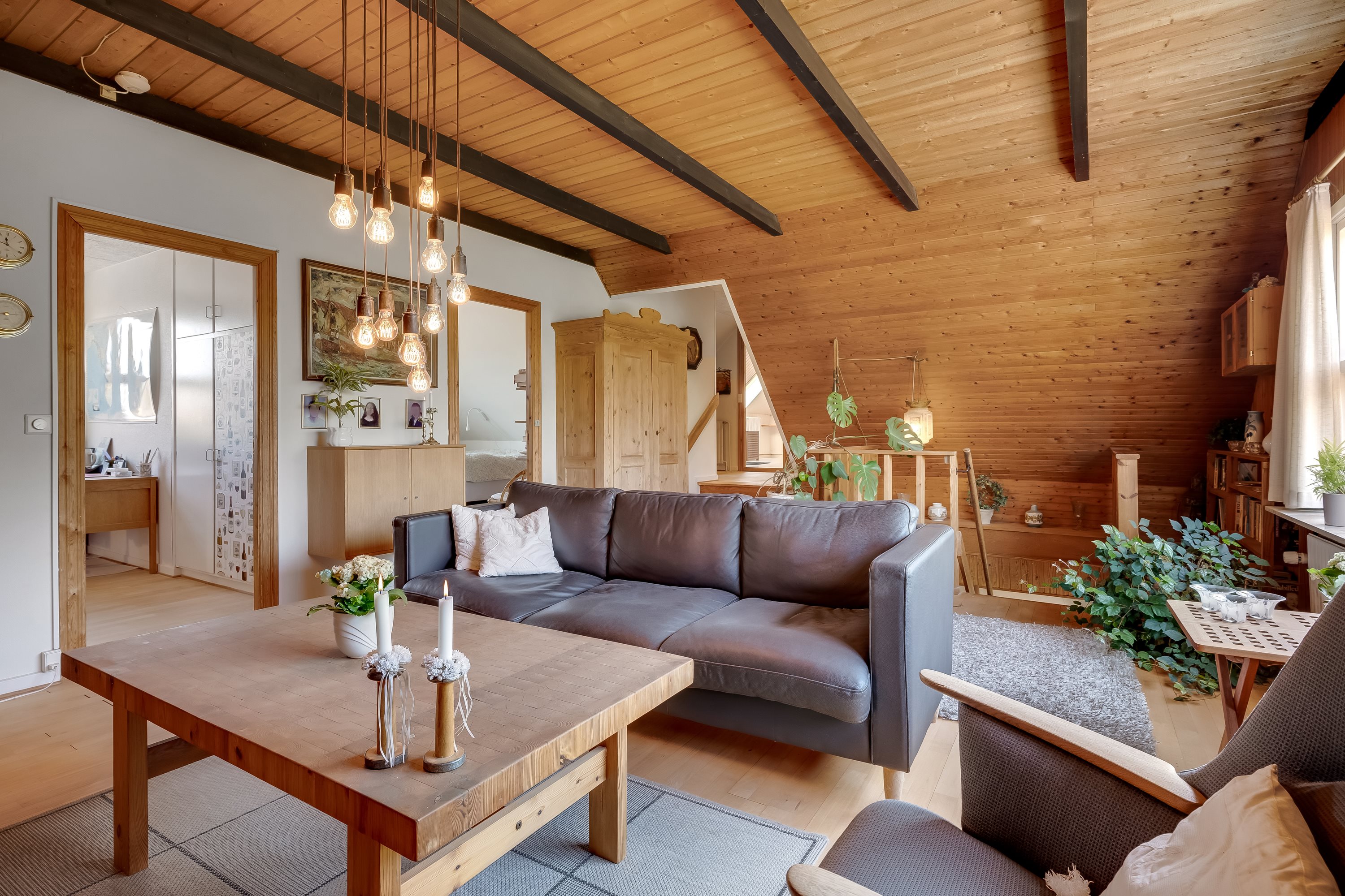 Fremhævet stue billede i fuldskærmstilstand. Billede af Rolighedsvej 8, 7620 Lemvig