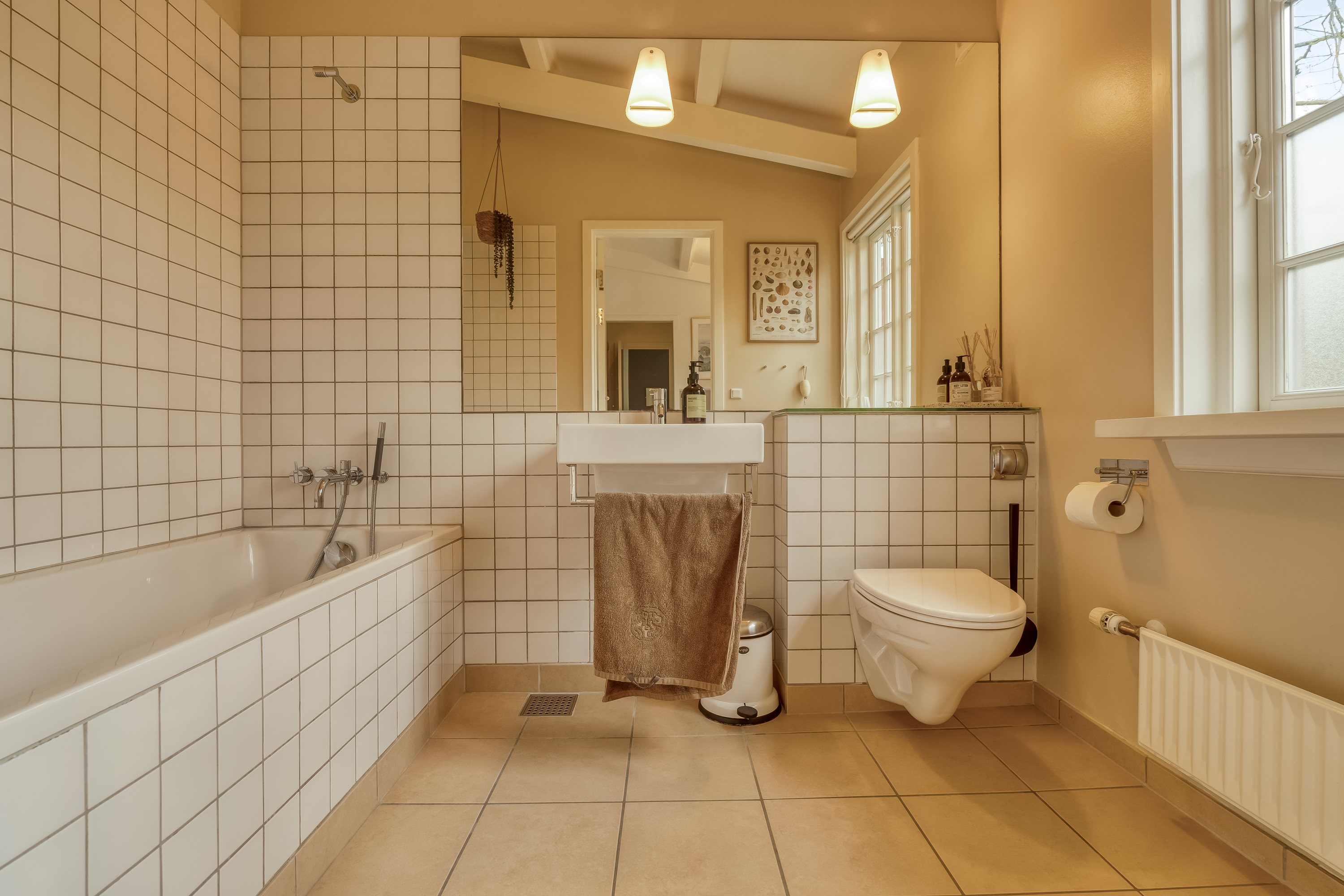 Fremhævet  billede i fuldskærmstilstand. Billede af Solbakkevej 8, 3050 Humlebæk