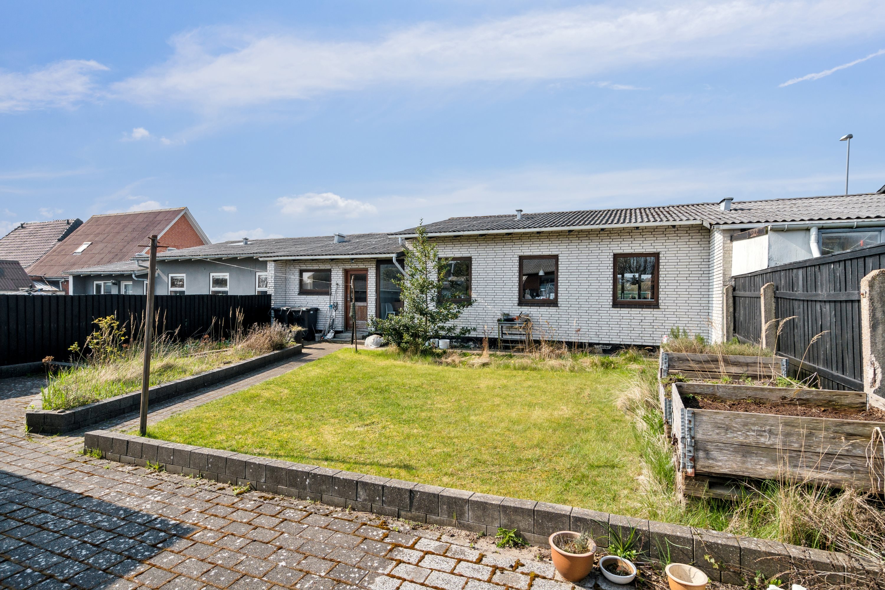 Fremhævet ejendom 1 billede i fuldskærmstilstand. Billede af Søndergade 21, 9850 Hirtshals