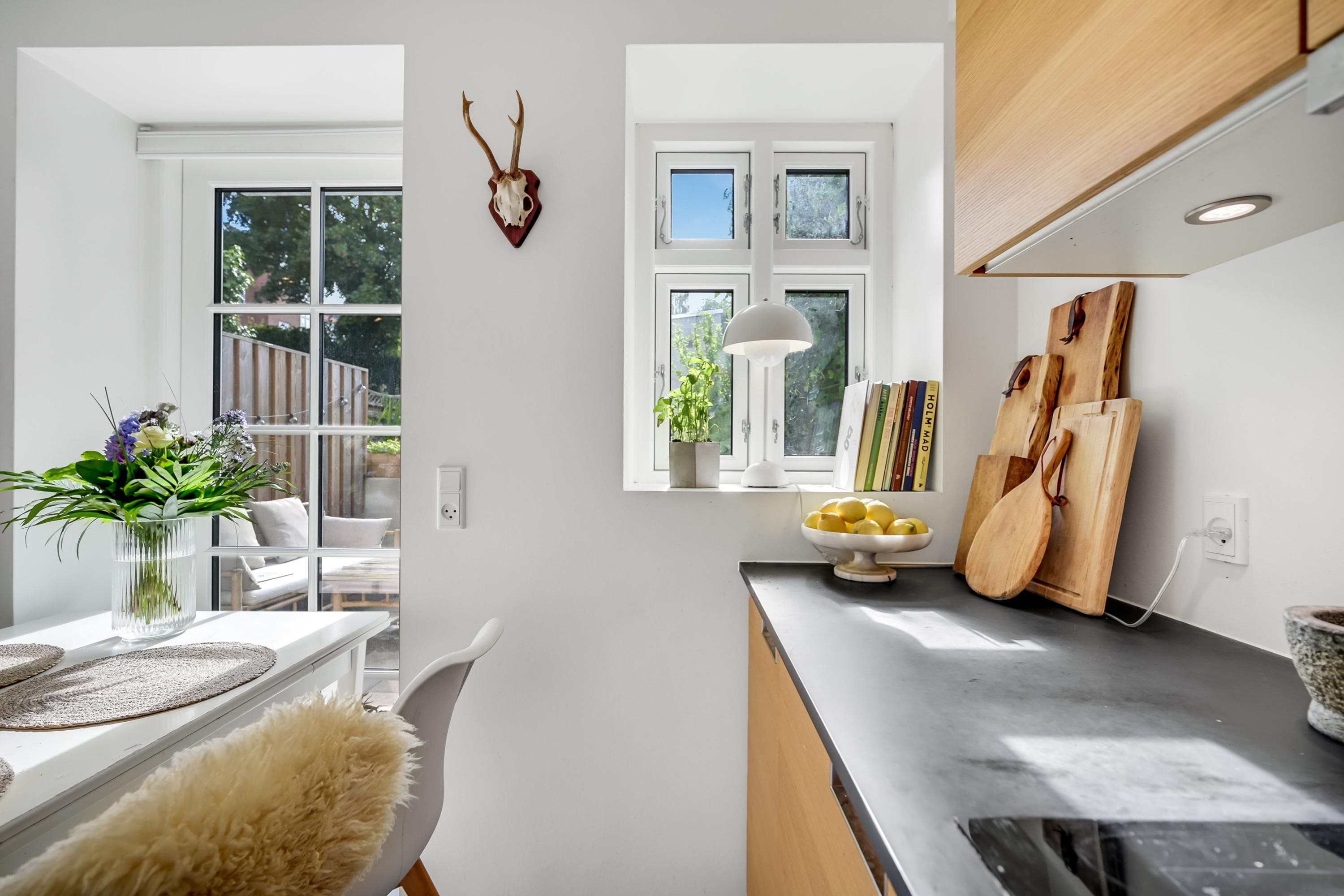 Fremhævet køkken billede i fuldskærmstilstand. Billede af Tordenskjoldsgade 84, kld.., Trøjborg, 8200 Aarhus N