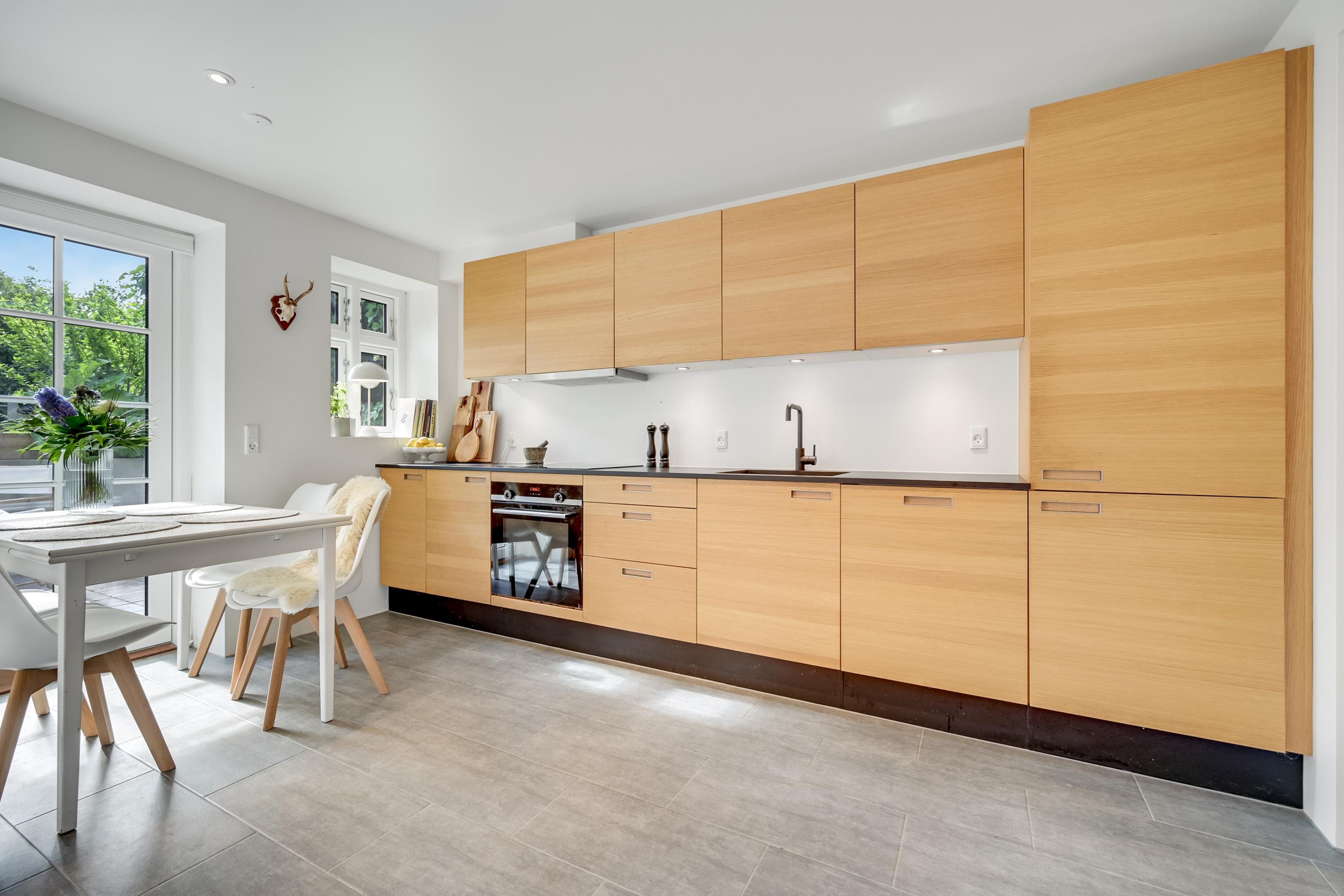 Miniaturebillede 2: køkken. Billede af Tordenskjoldsgade 84, kld.., Trøjborg, 8200 Aarhus N