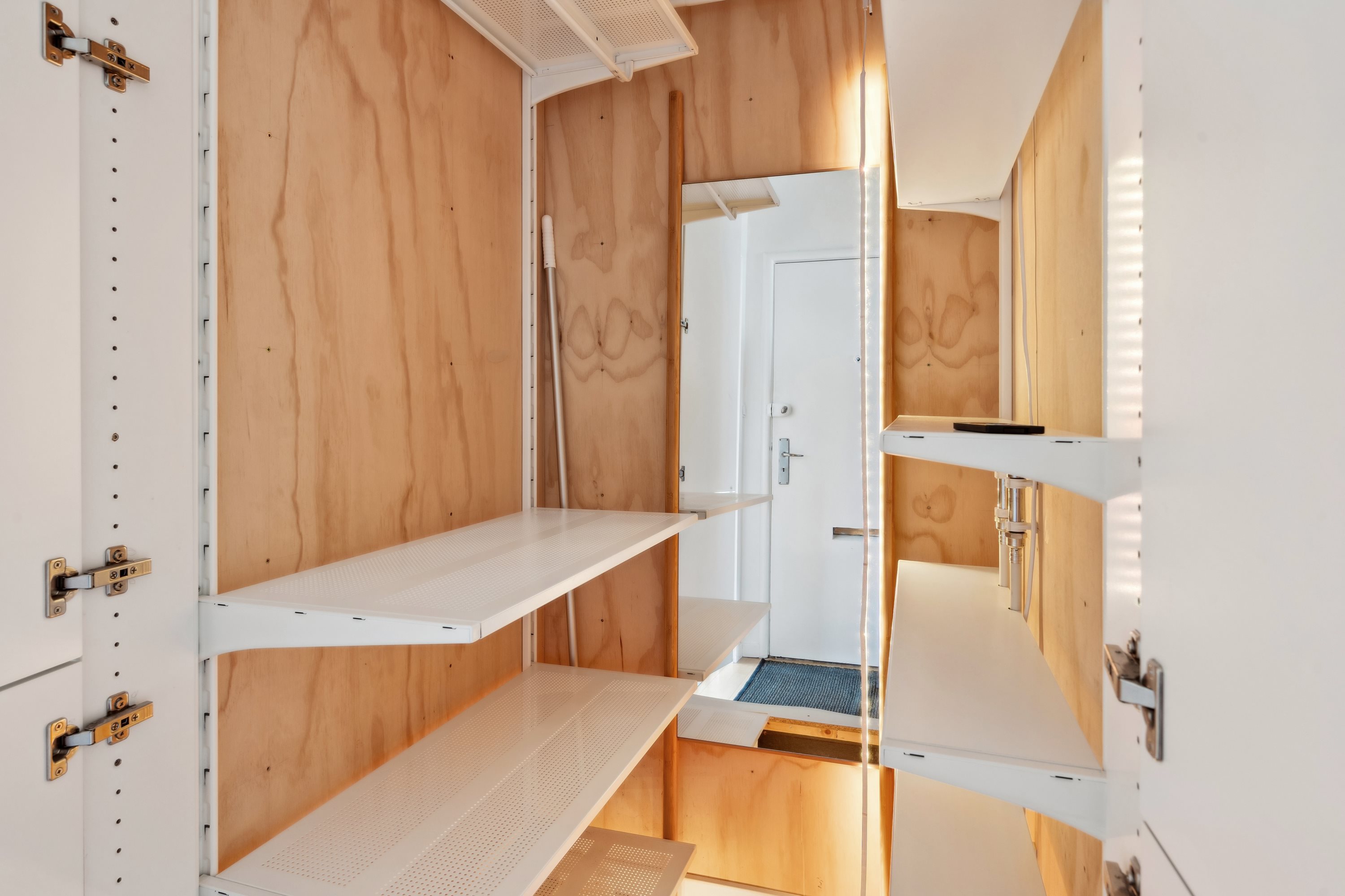 Fremhævet skab billede i fuldskærmstilstand. Billede af Skovvejen 44C, 2. th., 8000 Aarhus C