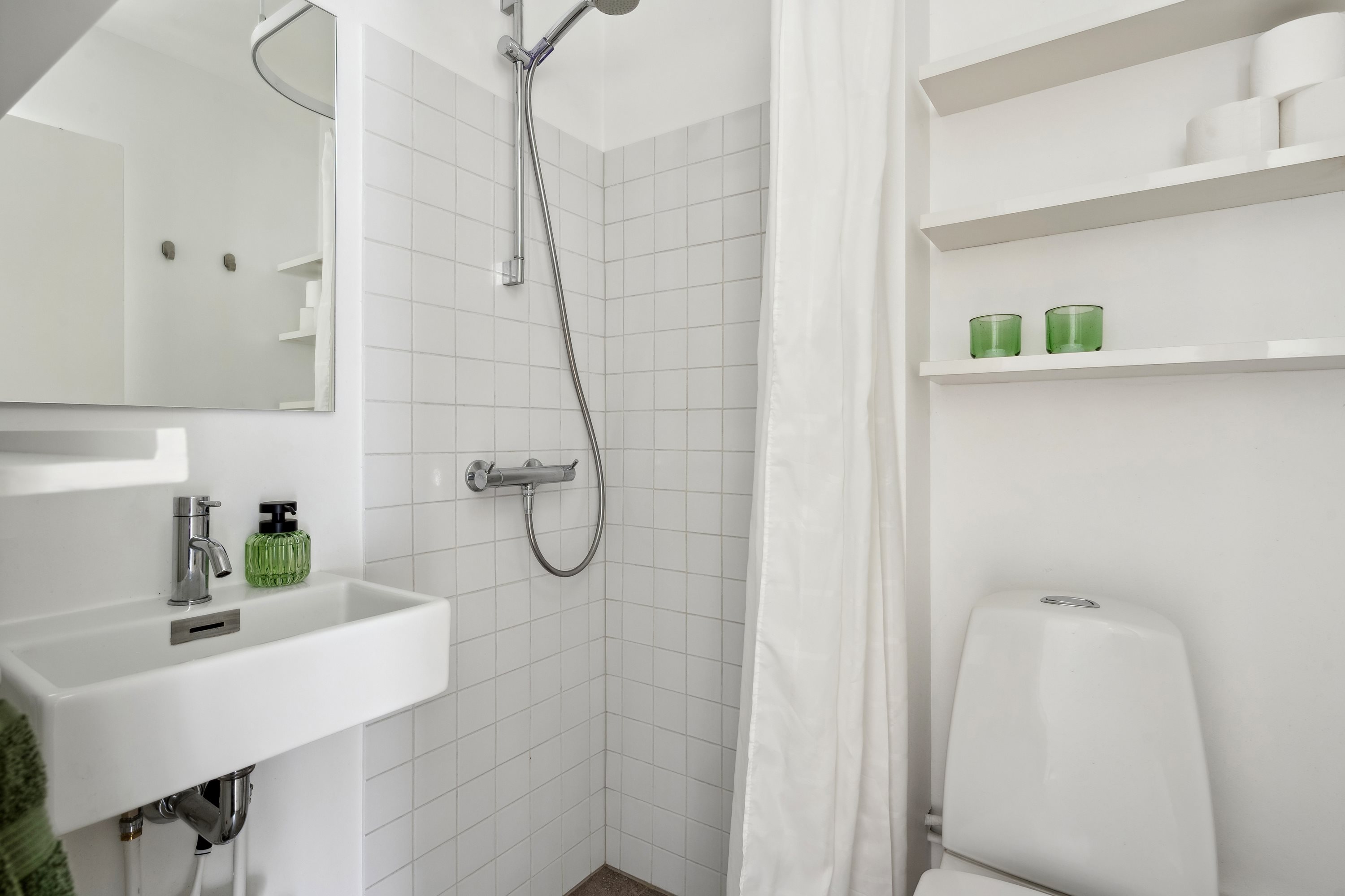 Fremhævet badeværelse billede i fuldskærmstilstand. Billede af Skovvejen 44C, 2. th., 8000 Aarhus C