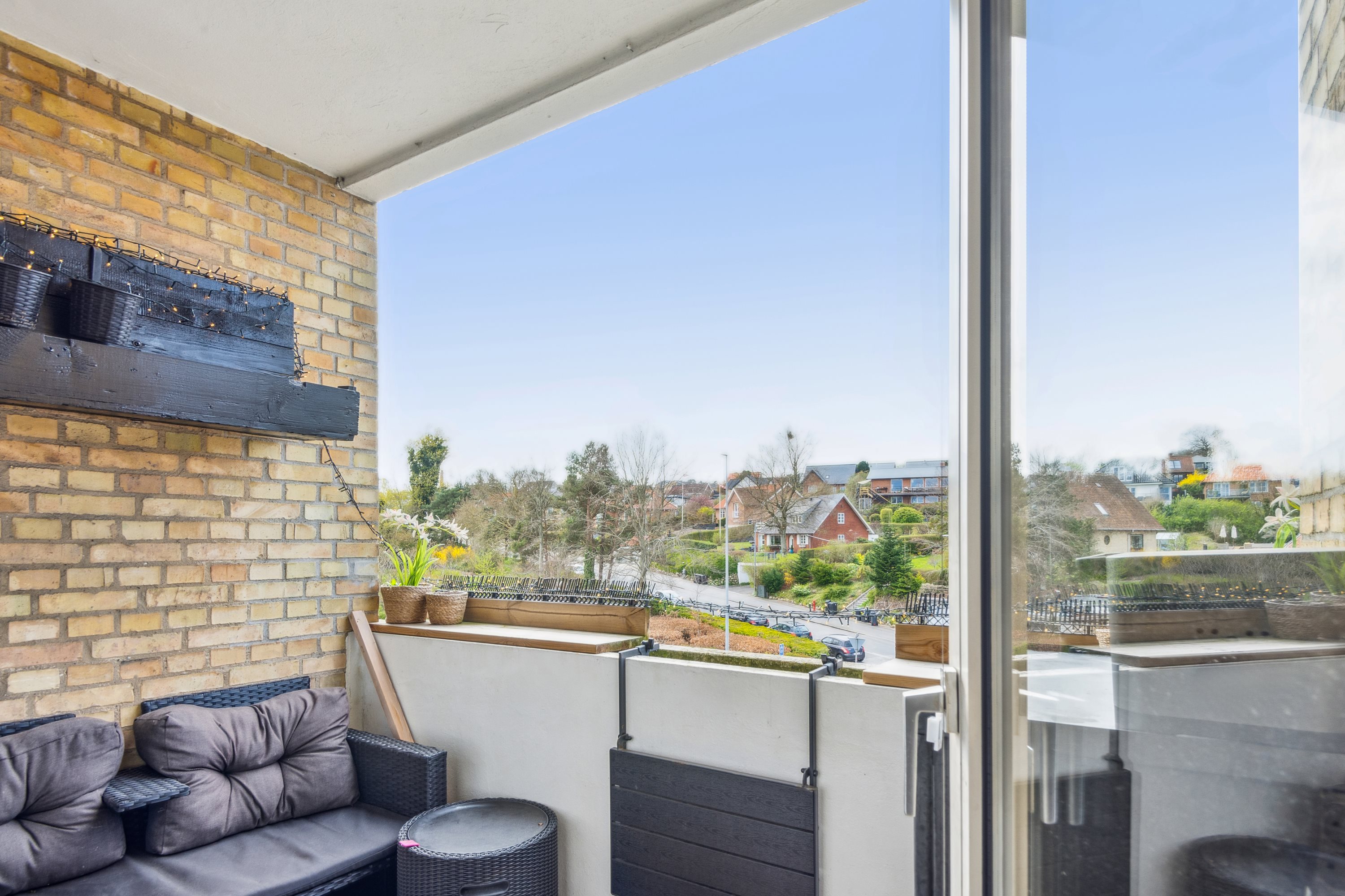 Fremhævet altan billede i fuldskærmstilstand. Billede af Hobrovej 93, 2. tv., 9000 Aalborg