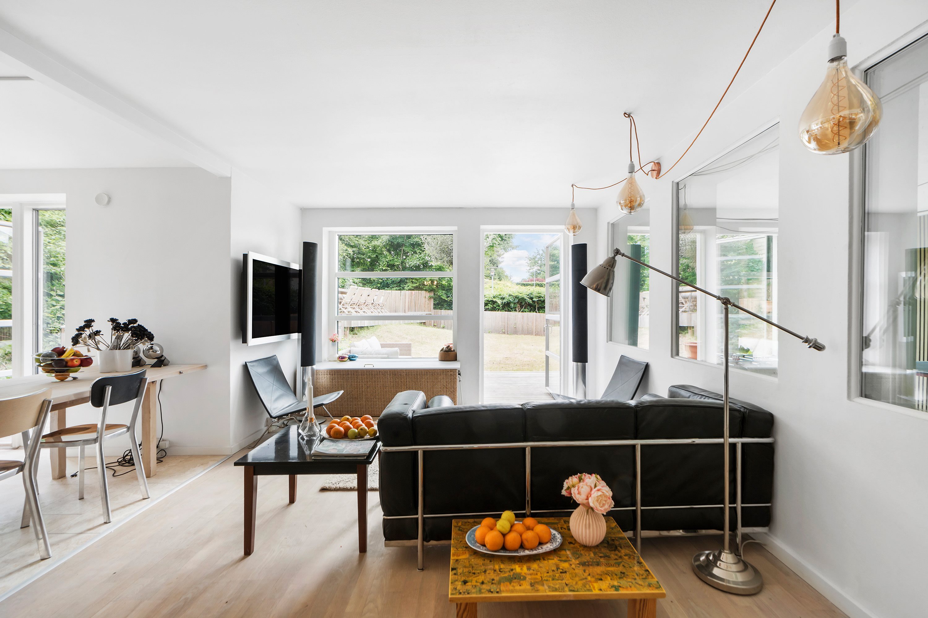 Fremhævet  billede i fuldskærmstilstand. Billede af Dalsgaardsvej 24, 2930 Klampenborg