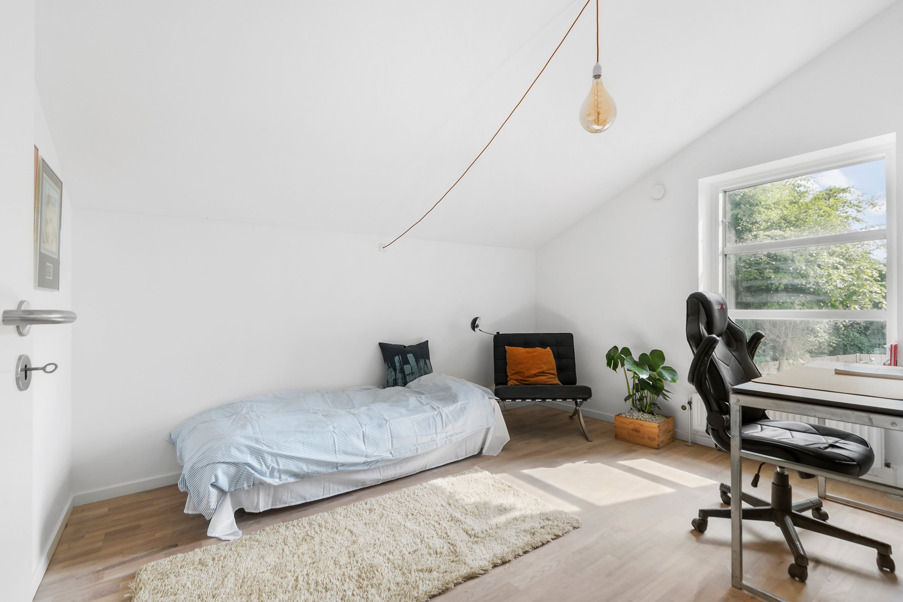 Fremhævet  billede i fuldskærmstilstand. Billede af Dalsgaardsvej 24, 2930 Klampenborg