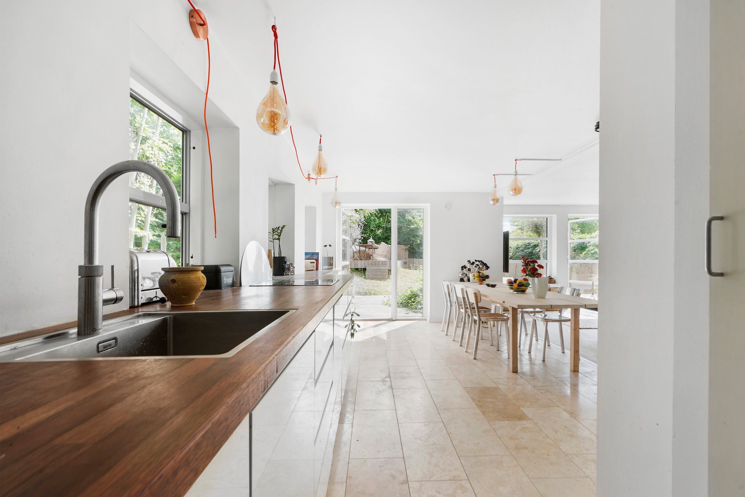 Fremhævet  billede i fuldskærmstilstand. Billede af Dalsgaardsvej 24, 2930 Klampenborg