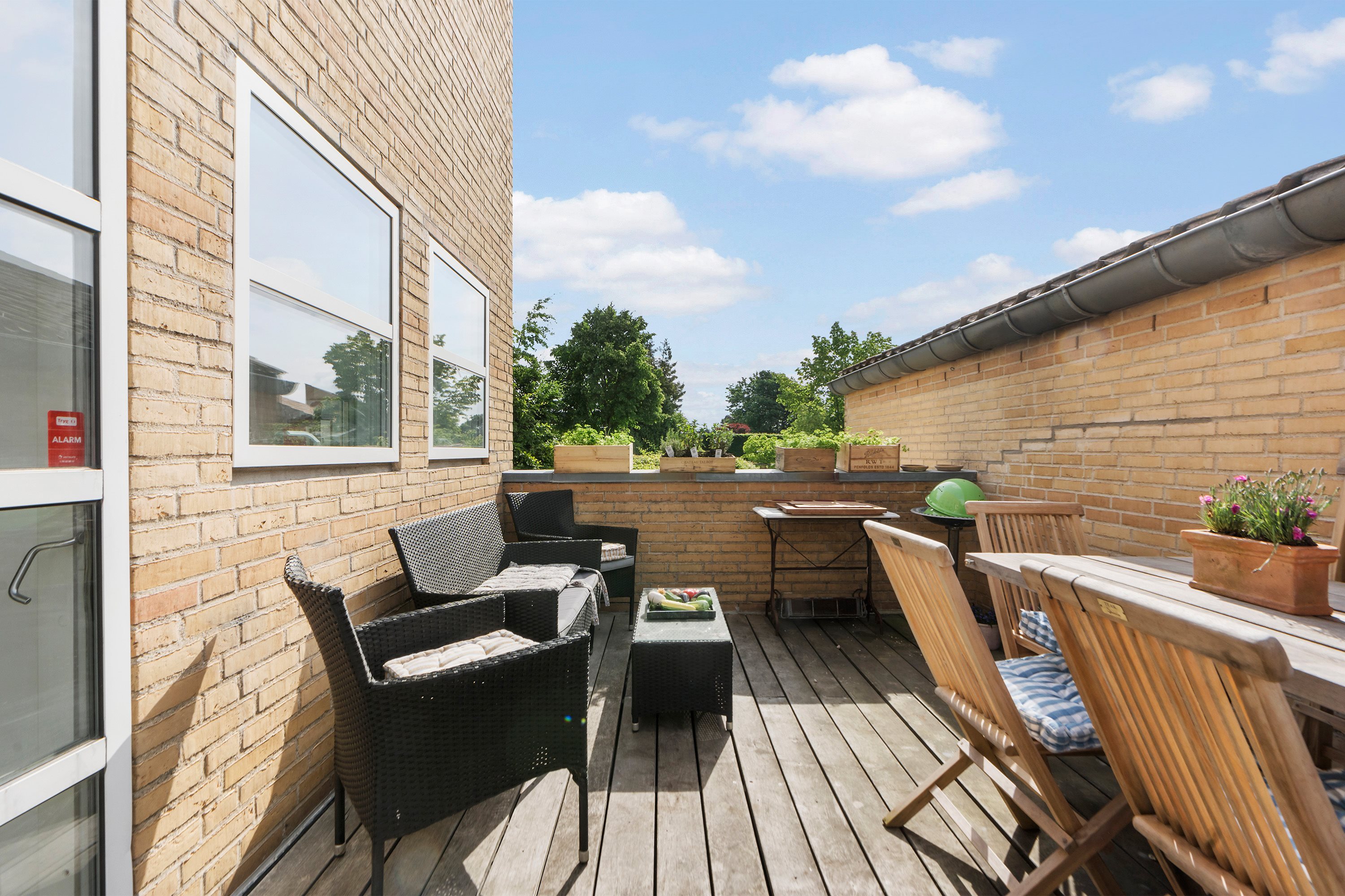 Fremhævet  billede i fuldskærmstilstand. Billede af Dalsgaardsvej 24, 2930 Klampenborg