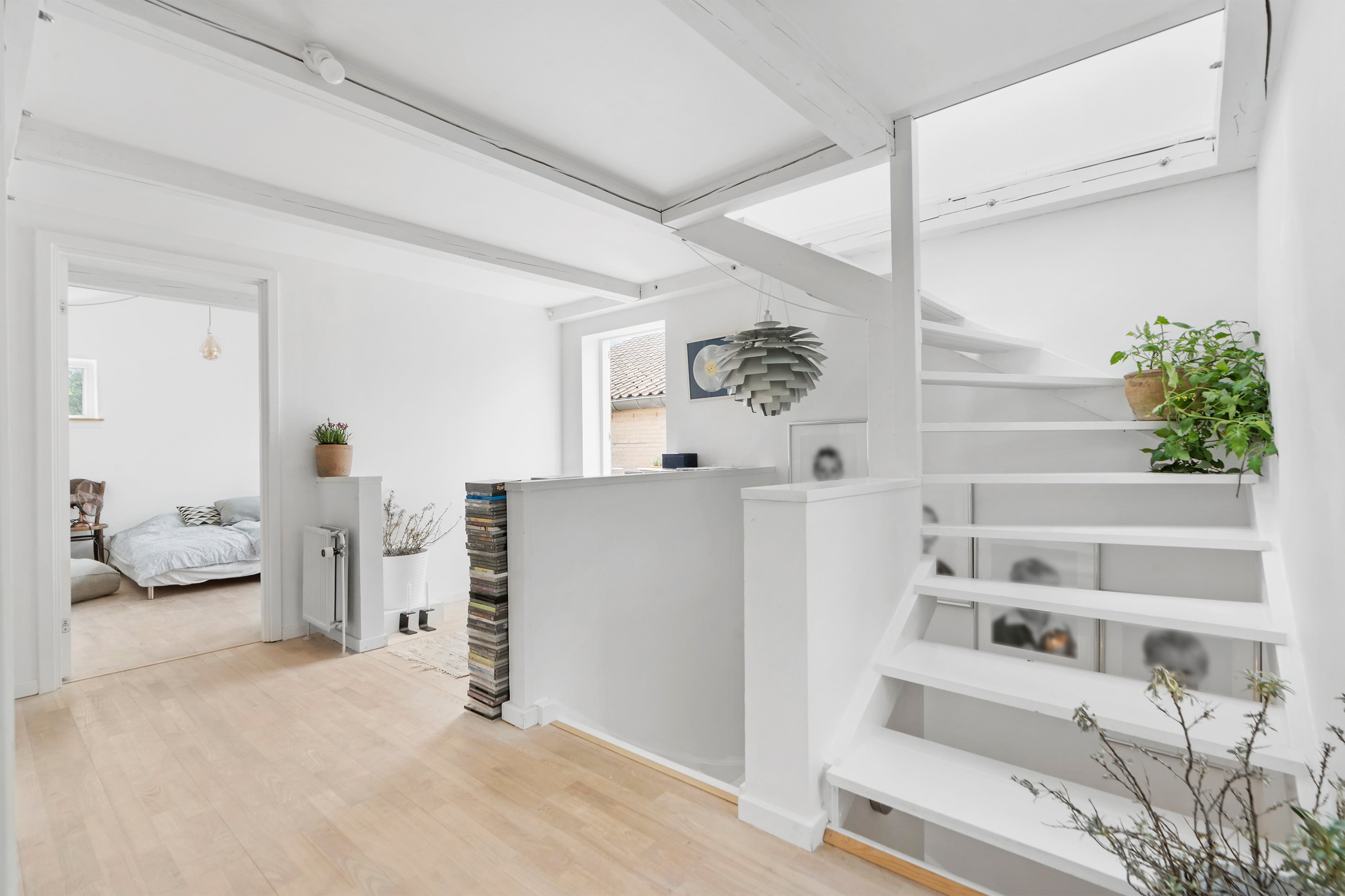 Fremhævet  billede i fuldskærmstilstand. Billede af Dalsgaardsvej 24, 2930 Klampenborg