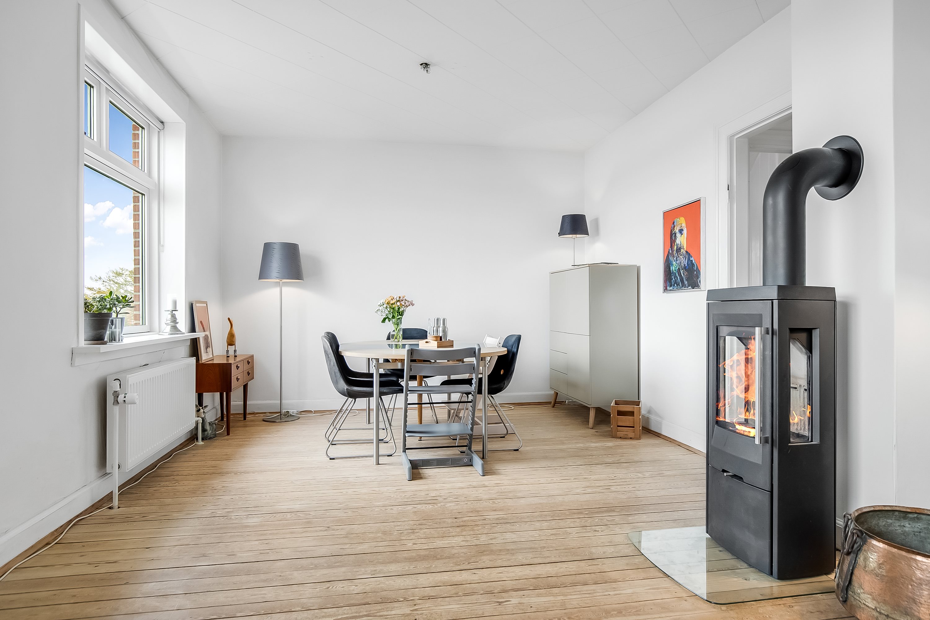 Fremhævet stue billede i fuldskærmstilstand. Billede af Fjordvej 83, Strandhuse, 6000 Kolding