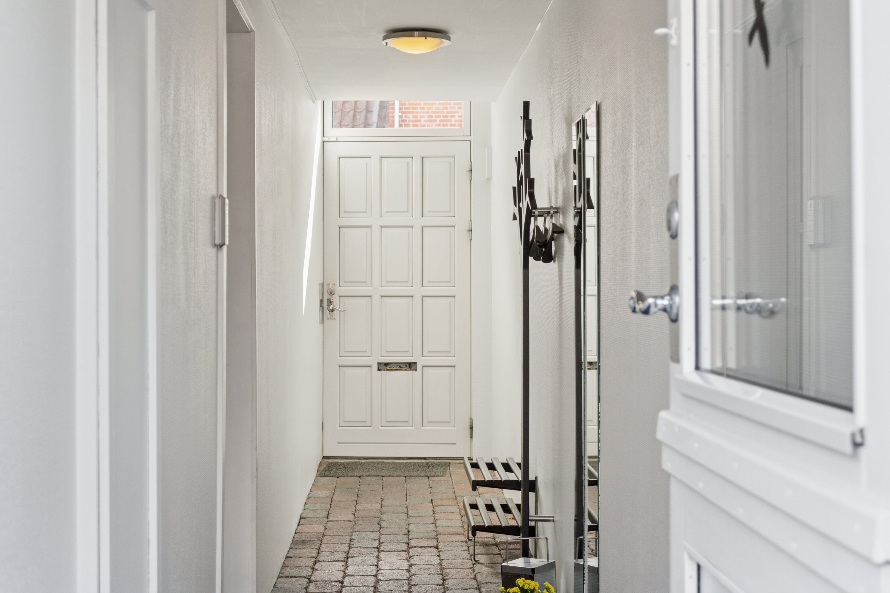 Fremhævet hall billede i fuldskærmstilstand. Billede af Slotsgade 37, 4200 Slagelse