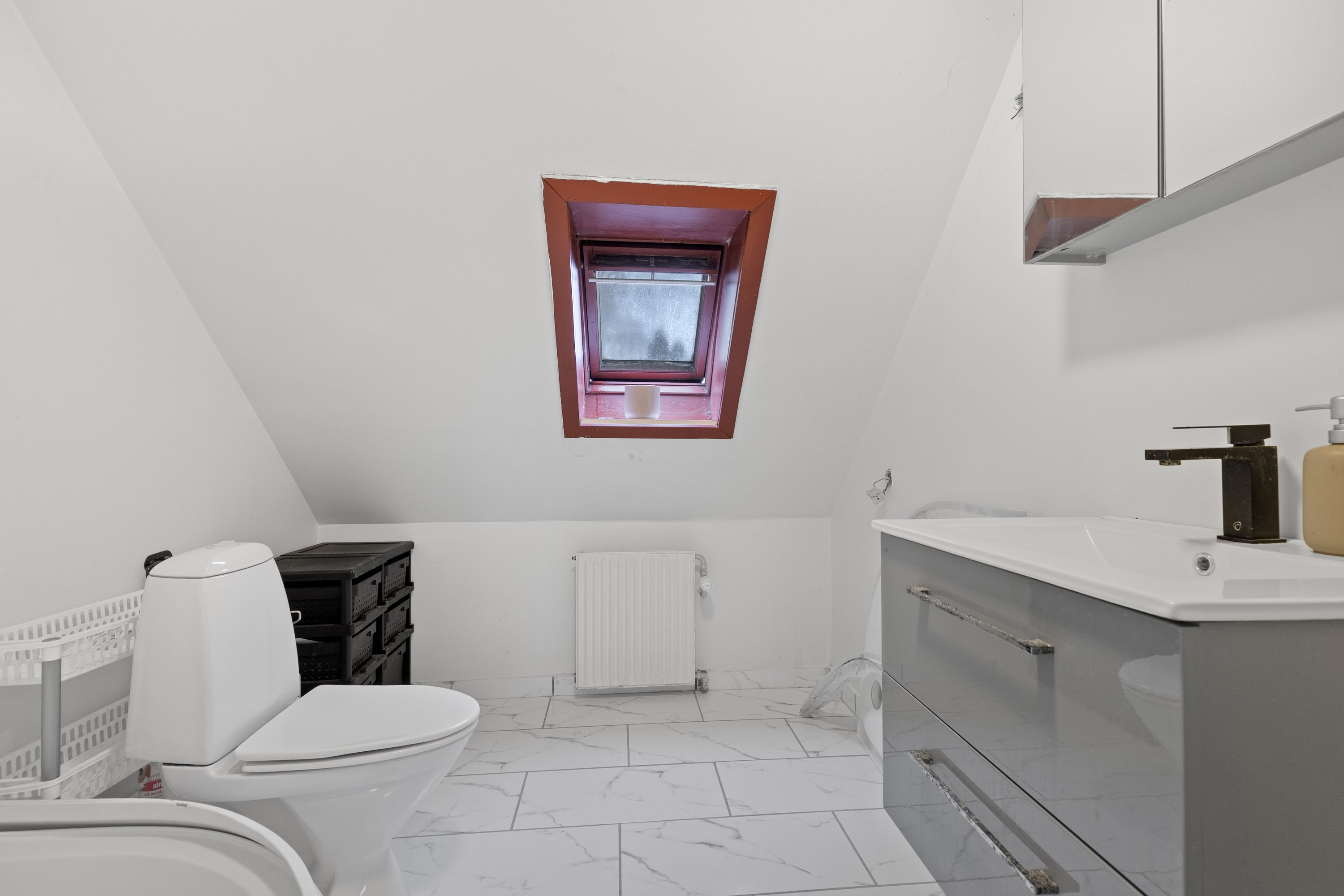 Fremhævet badeværelse billede i fuldskærmstilstand. Billede af Ulkærvej 12, Ulkær, 7100 Vejle