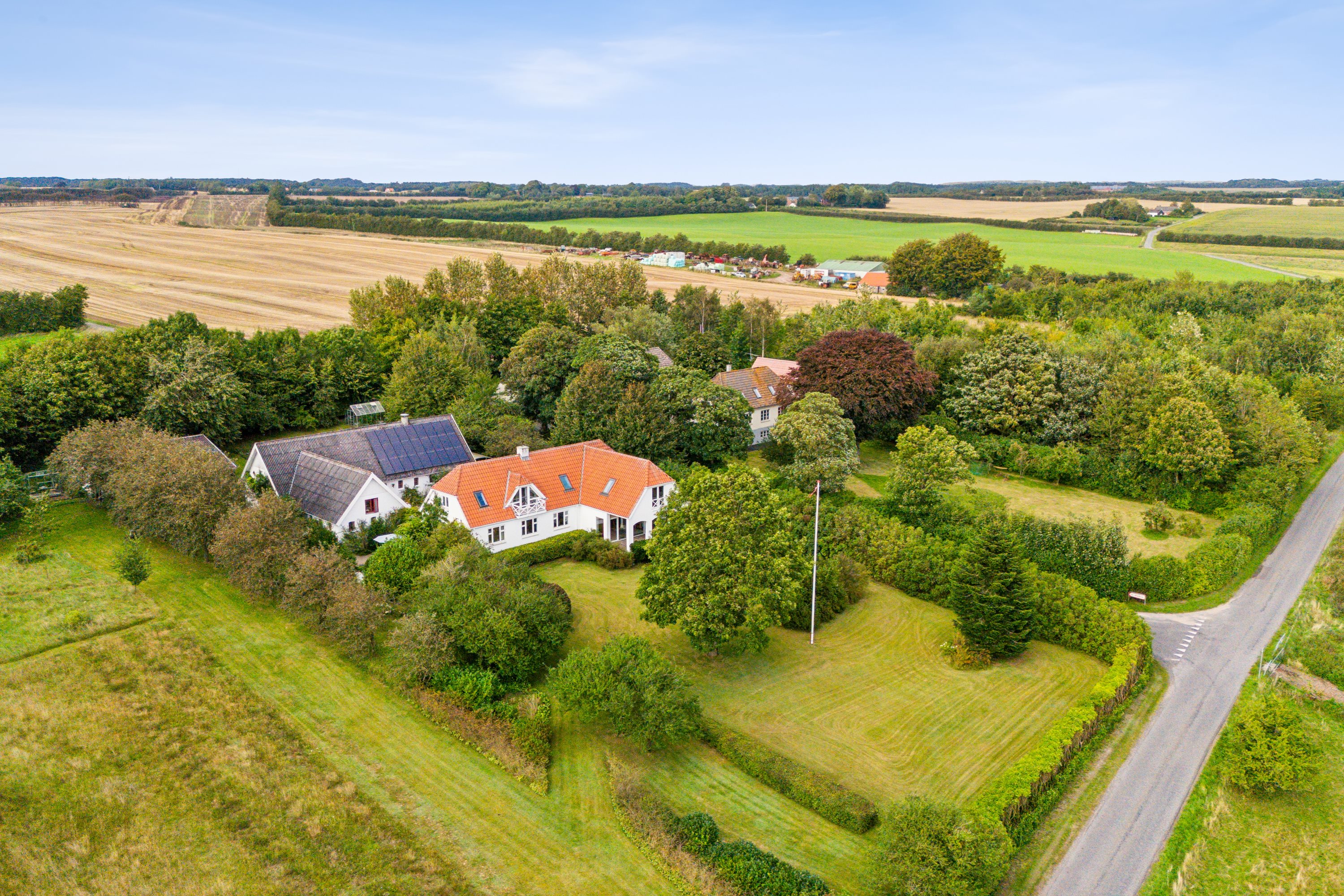 Fremhævet luftfoto billede i fuldskærmstilstand. Billede af Andrupvej 12, 9500 Hobro