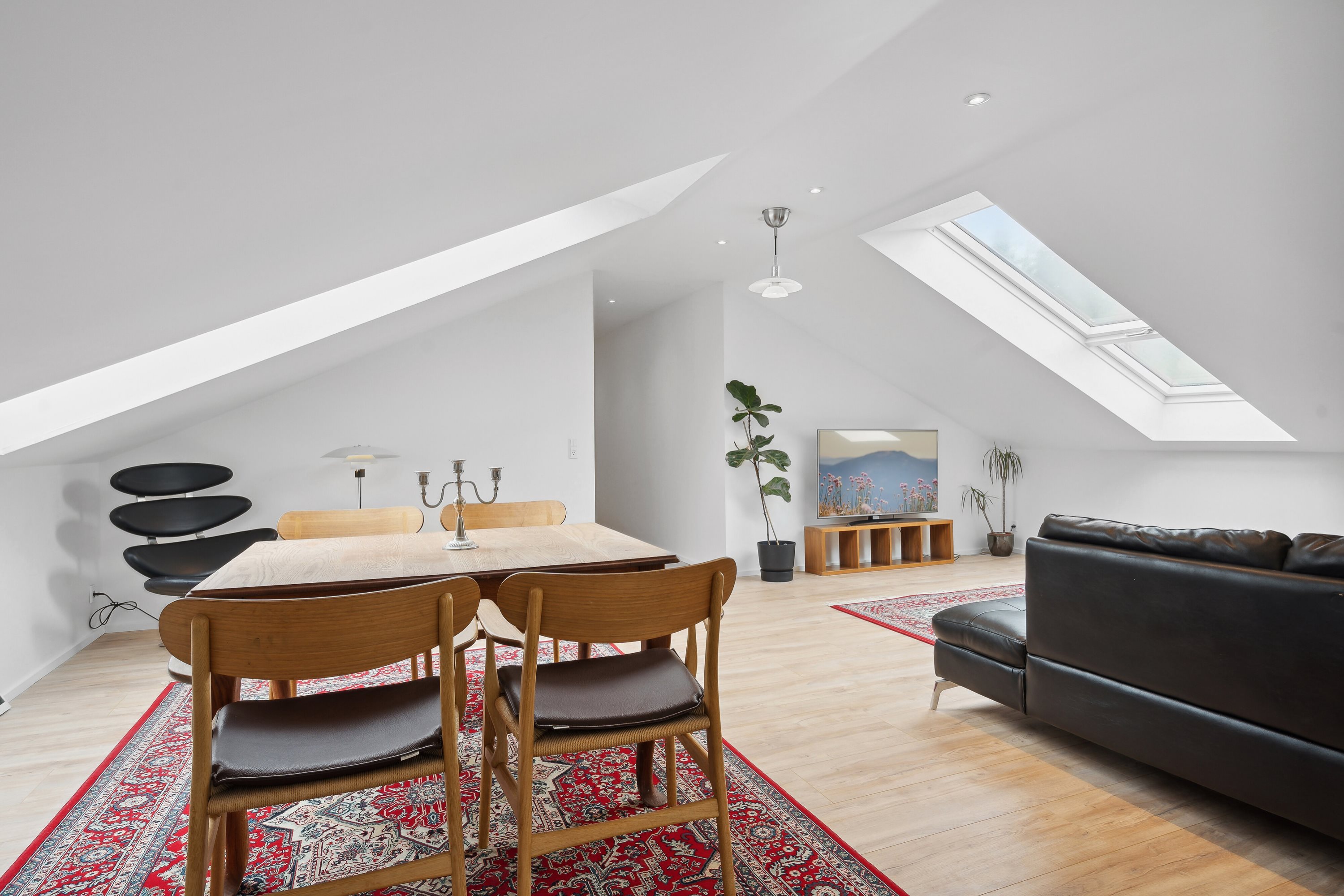 Fremhævet spisestue billede i fuldskærmstilstand. Billede af Bellemøllebanke 14, Belle, 7140 Stouby