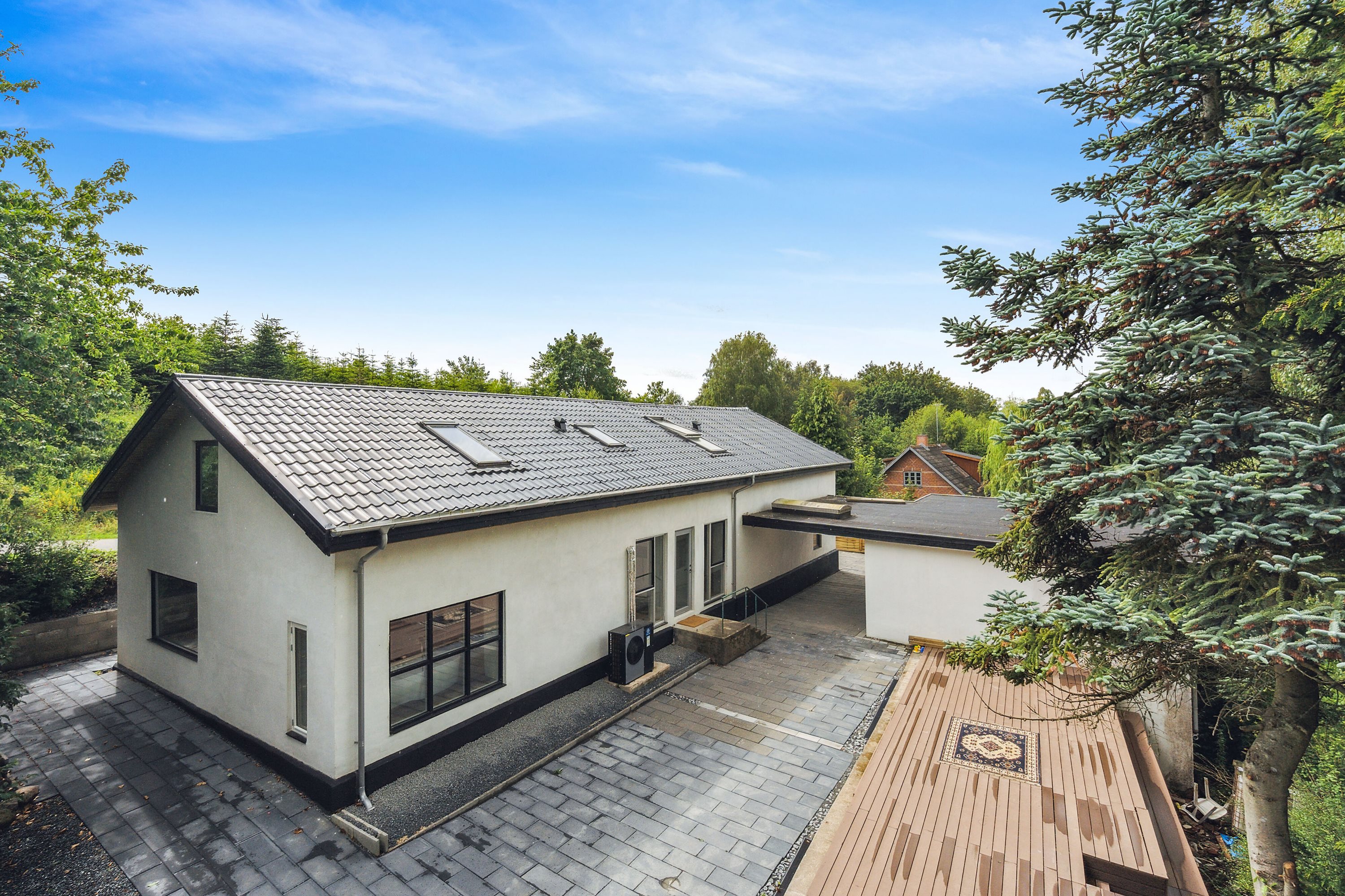 Miniaturebillede 2: set fra vejen. Billede af Bellemøllebanke 14, Belle, 7140 Stouby