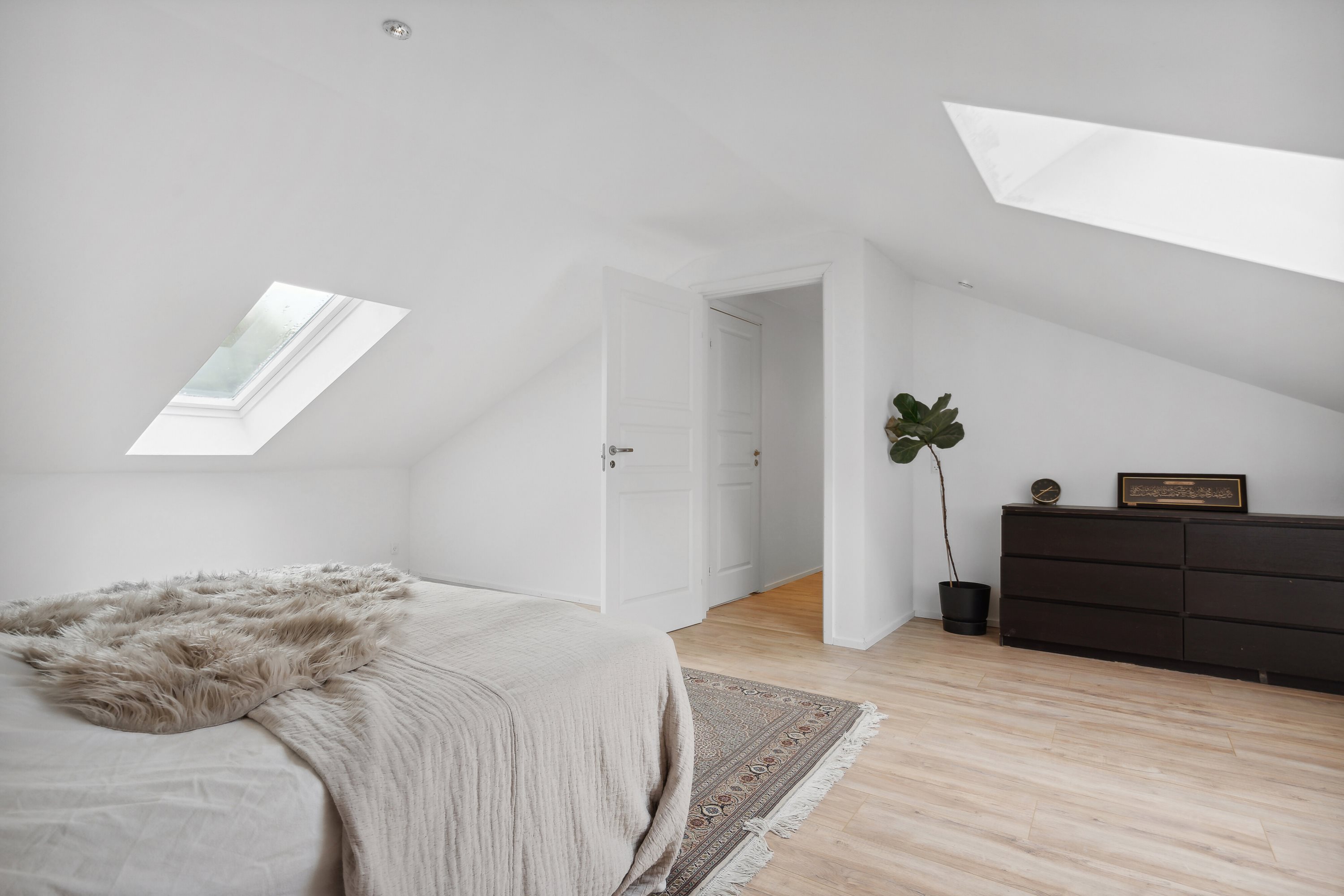 Fremhævet soveværelse billede i fuldskærmstilstand. Billede af Bellemøllebanke 14, Belle, 7140 Stouby