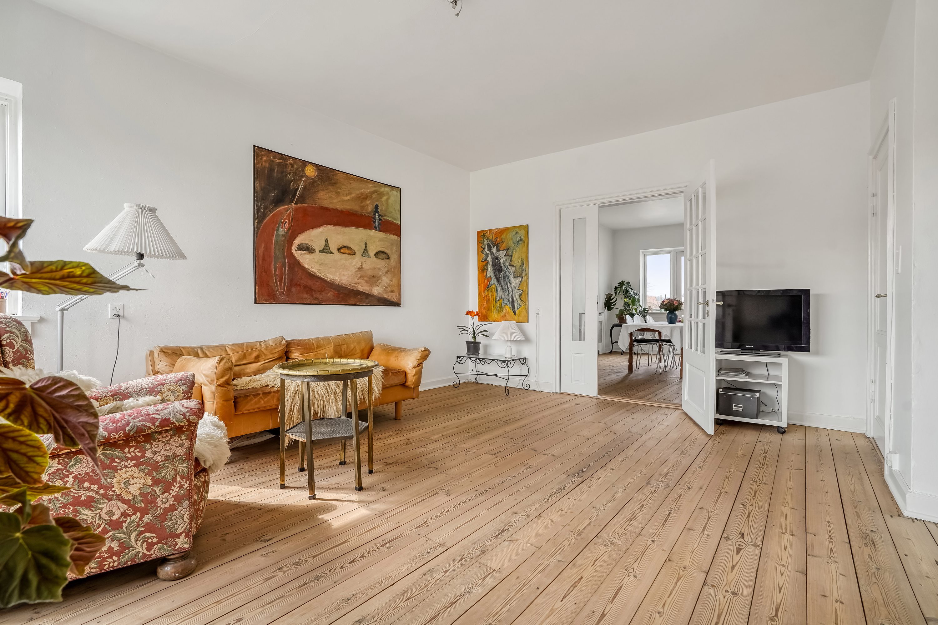 Fremhævet stue billede i fuldskærmstilstand. Billede af Læssøegade 155, 5230 Odense M