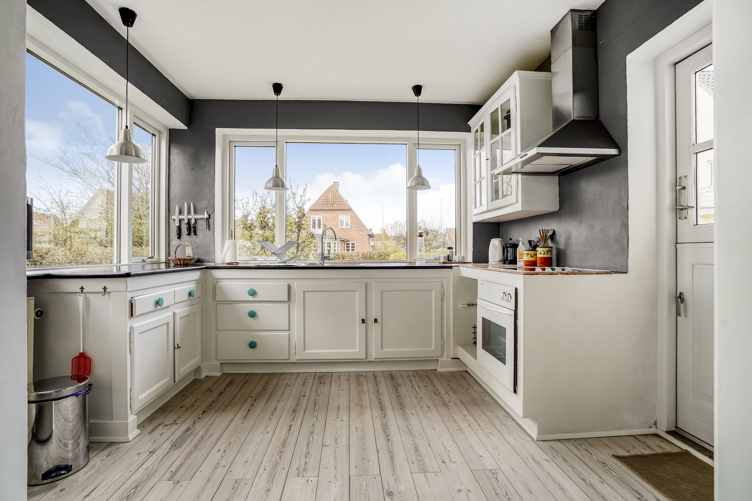 Miniaturebillede 1: køkken. Billede af Læssøegade 155, 5230 Odense M