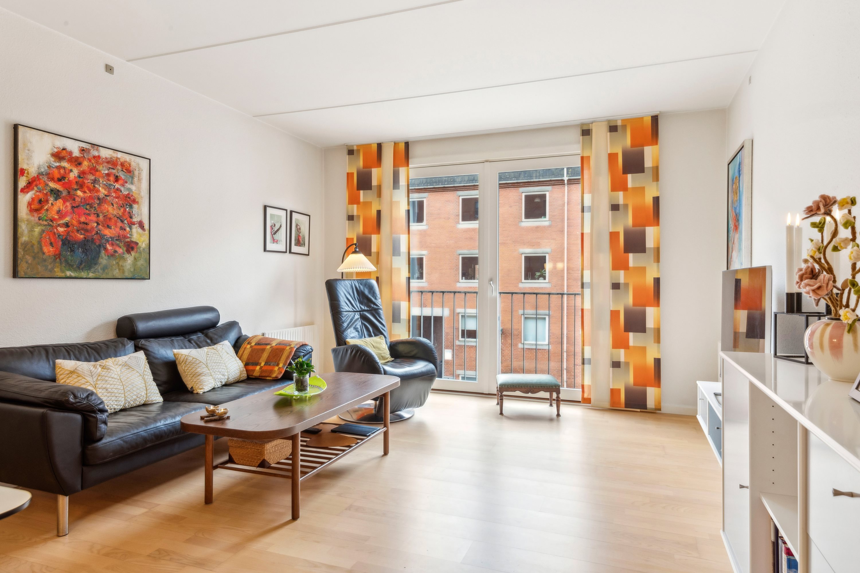 Fremhævet stue billede i fuldskærmstilstand. Billede af Østerbro 47, 1. 8., 9000 Aalborg